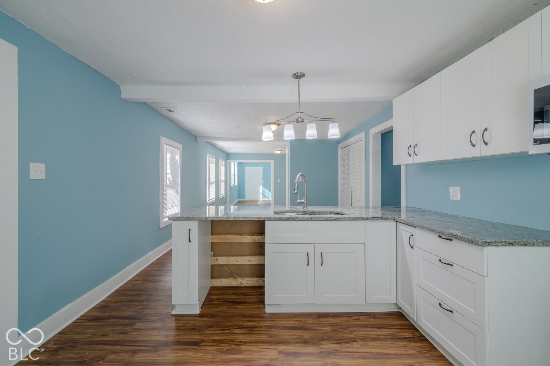 2323 English Avenue, Indianapolis, IN 46201 2323 English Avenue, Indianapolis, IN 46201