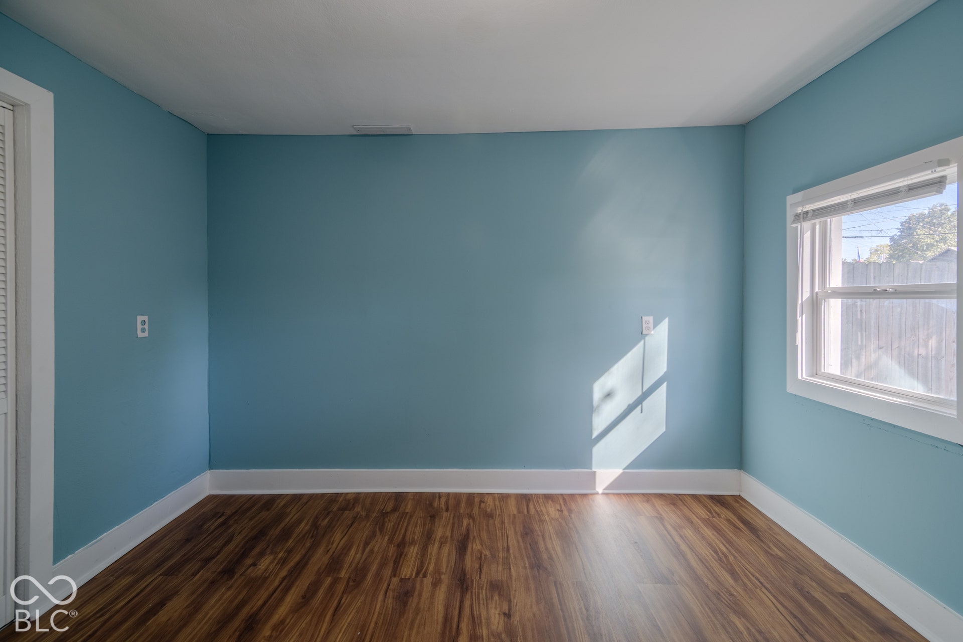 2323 English Avenue, Indianapolis, IN 46201 2323 English Avenue, Indianapolis, IN 46201
