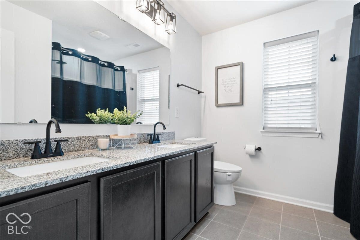 6344 Sugar Maple Drive, Zionsville, IN 46077