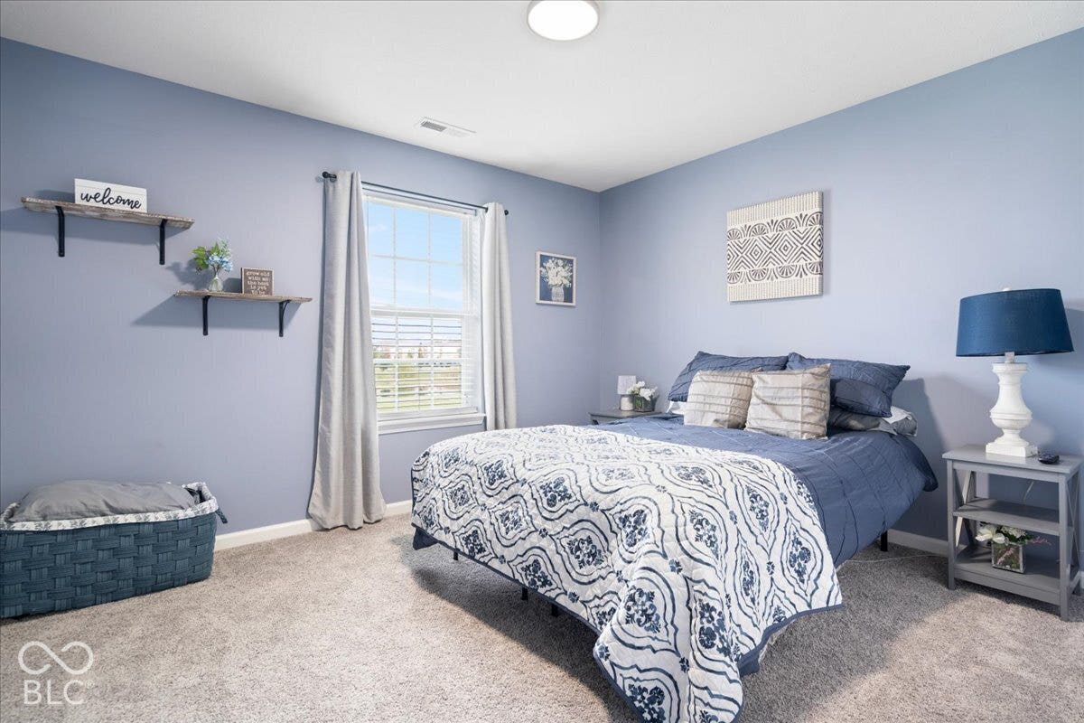 6344 Sugar Maple Drive, Zionsville, IN 46077