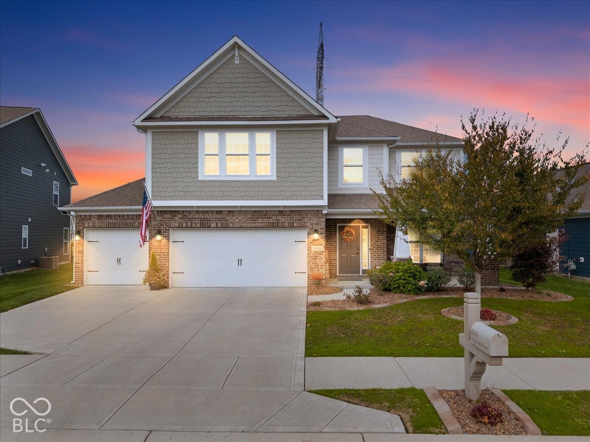 6344 Sugar Maple Drive, Zionsville, IN 46077