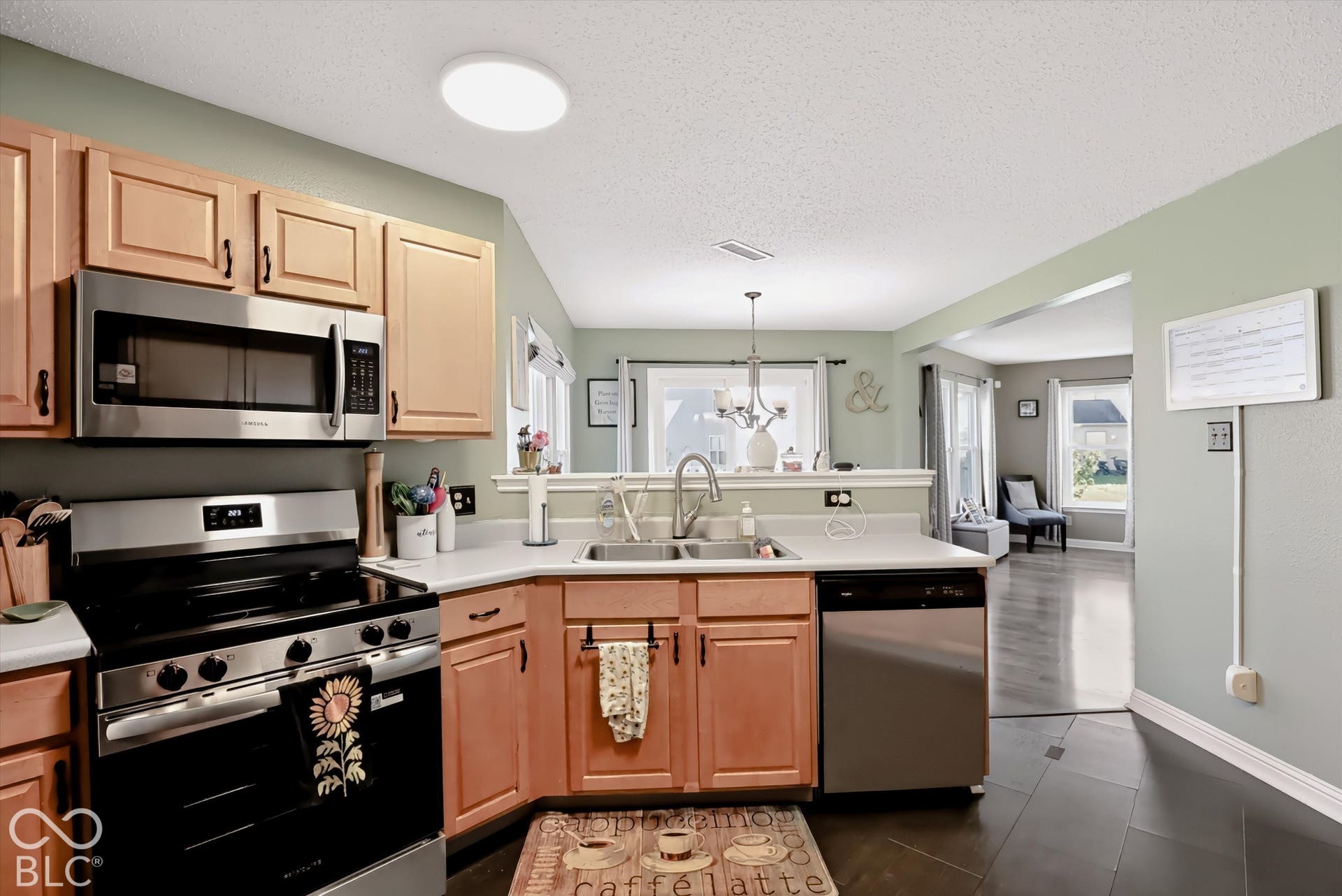 5739 Woodland Trace Boulevard, Indianapolis, IN 46237 5739 Woodland Trace Boulevard, Indianapolis, IN 46237