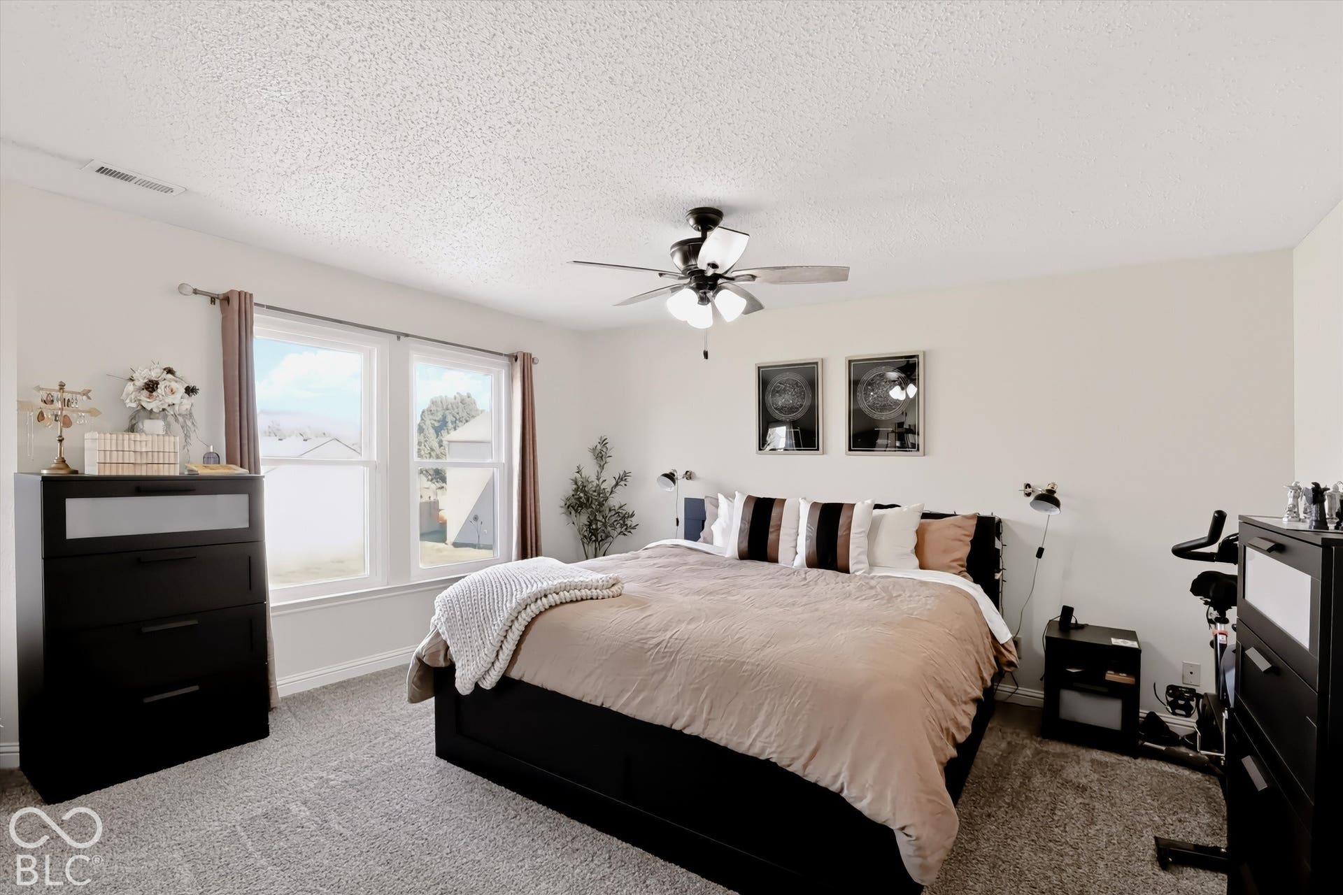 5739 Woodland Trace Boulevard, Indianapolis, IN 46237 5739 Woodland Trace Boulevard, Indianapolis, IN 46237