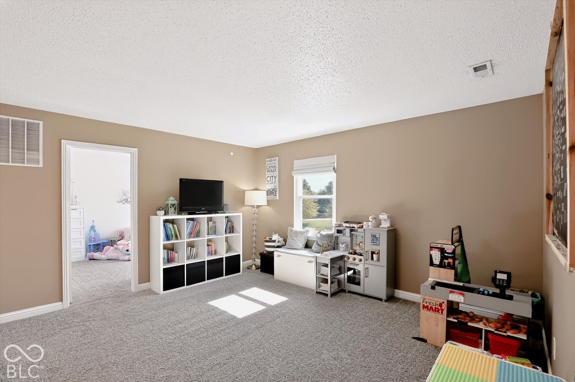 5739 Woodland Trace Boulevard, Indianapolis, IN 46237 5739 Woodland Trace Boulevard, Indianapolis, IN 46237
