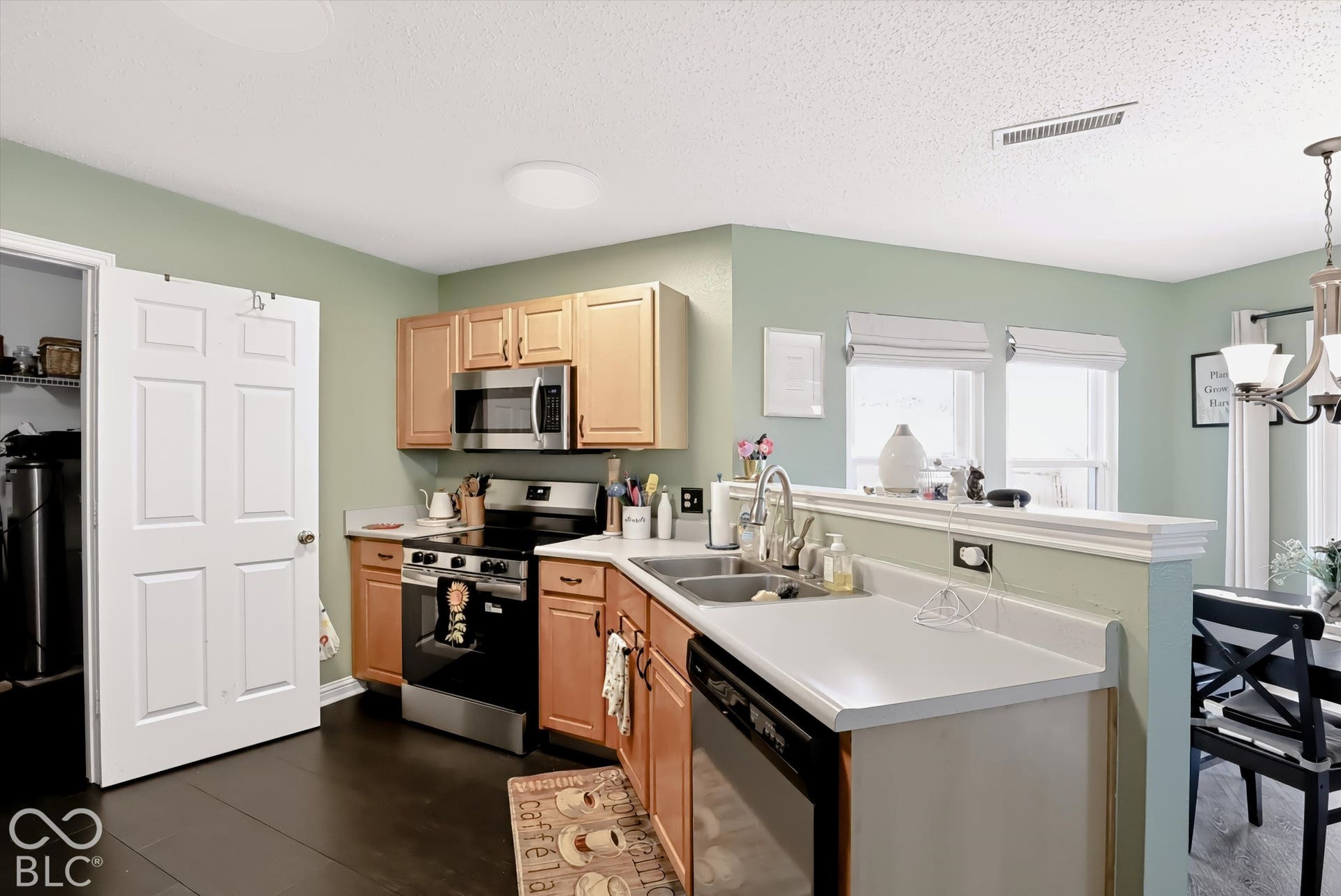 5739 Woodland Trace Boulevard, Indianapolis, IN 46237 5739 Woodland Trace Boulevard, Indianapolis, IN 46237