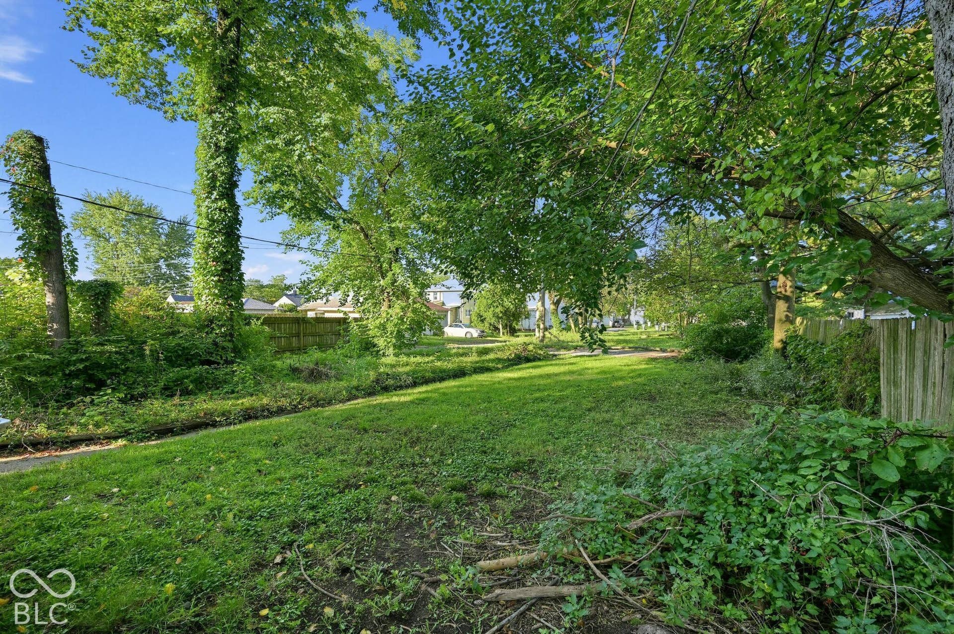 1031 College Street, South Bend, IN 46628