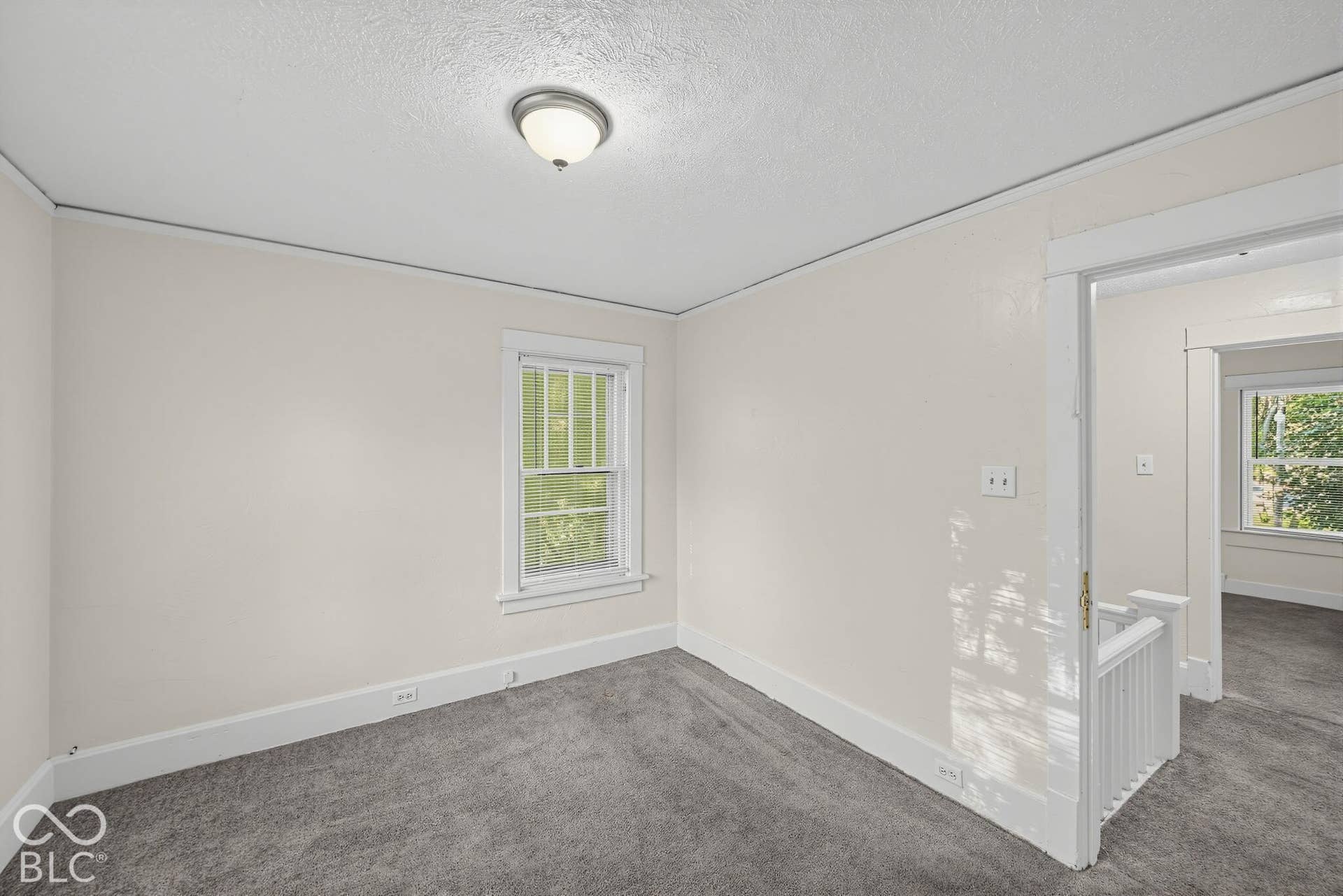 1031 College Street, South Bend, IN 46628