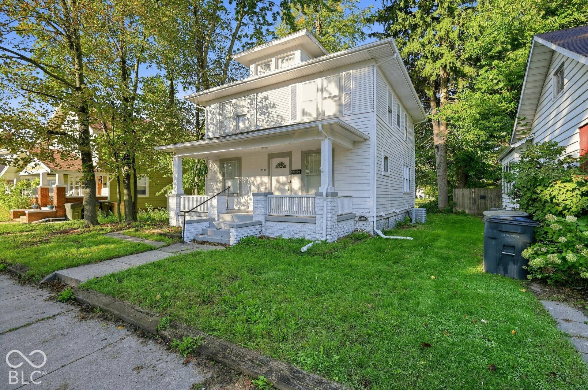 1031 College Street, South Bend, IN 46628
