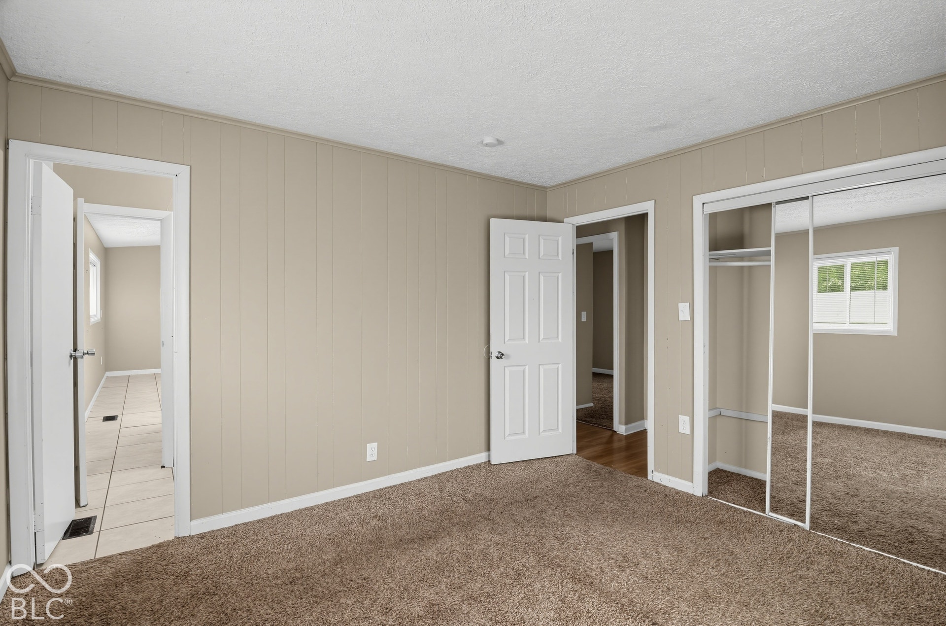 9207 Rochelle Drive, Indianapolis, IN 46235