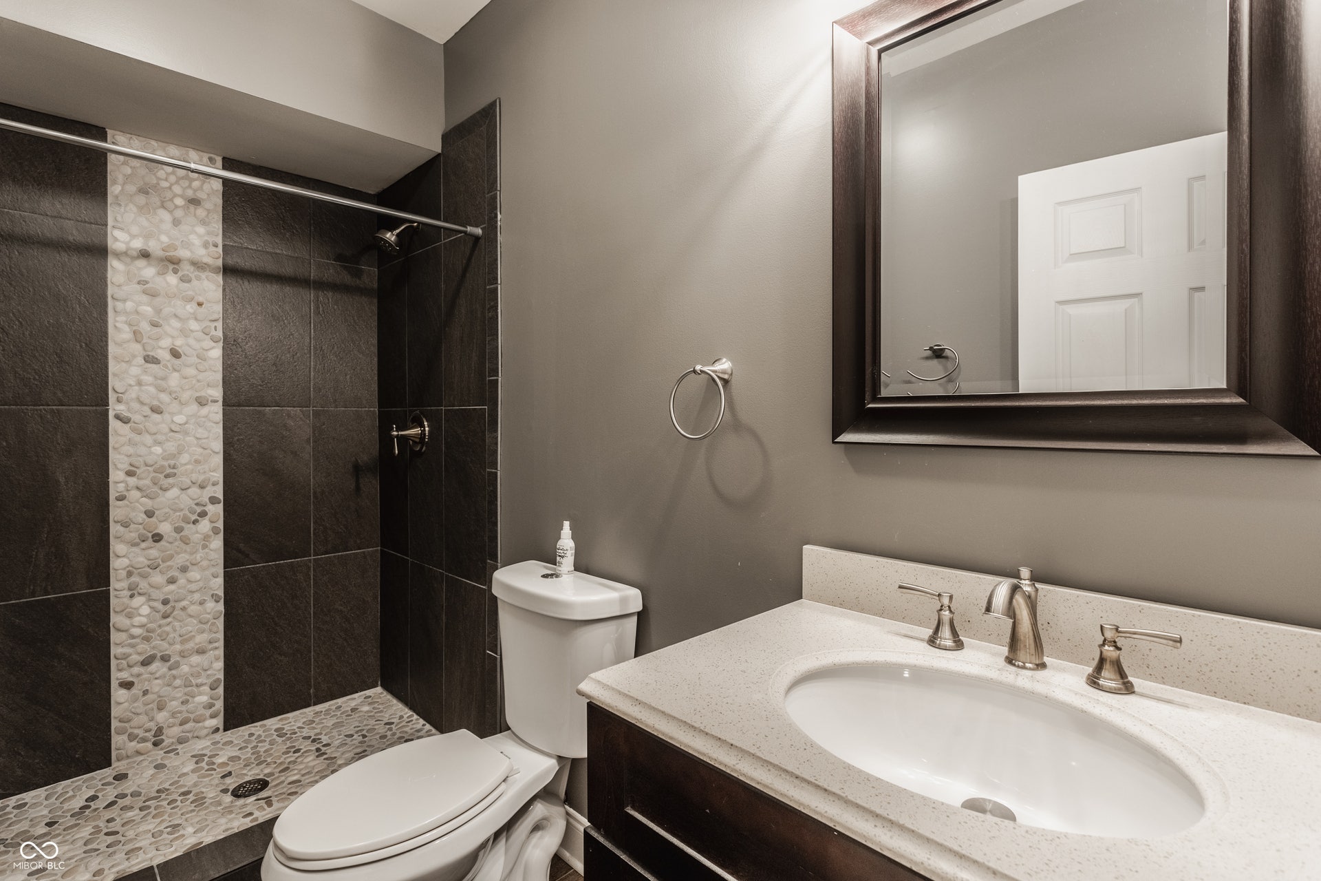 Full bath in basement.