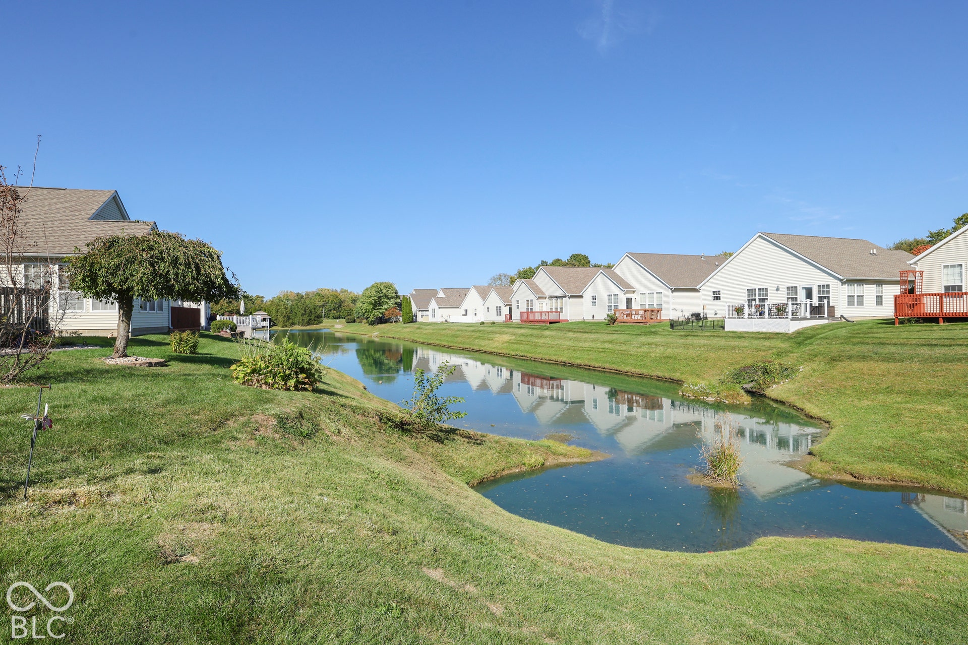 1031 Lincoln Park West Drive, Greenwood, IN 46142