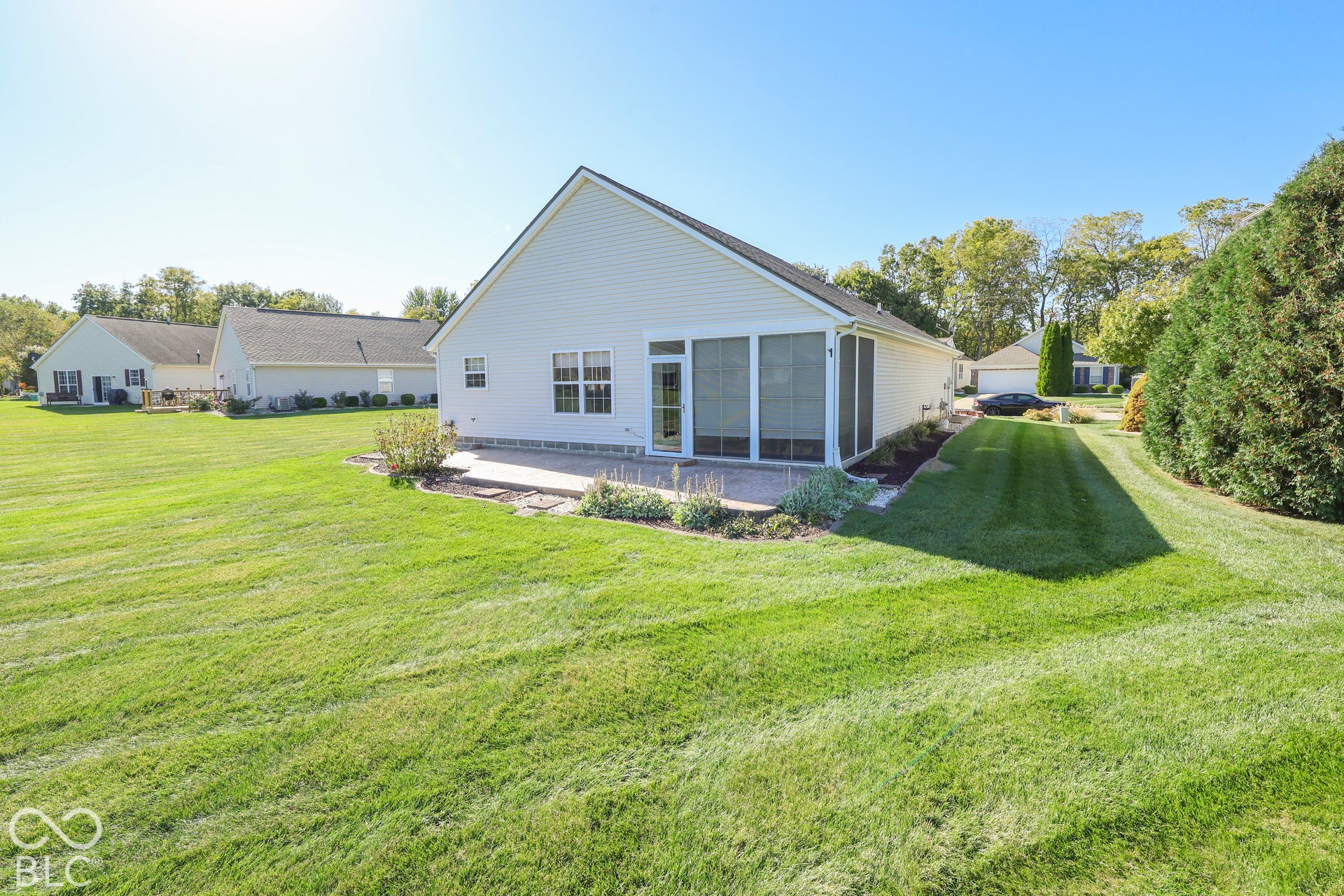 1031 Lincoln Park West Drive, Greenwood, IN 46142