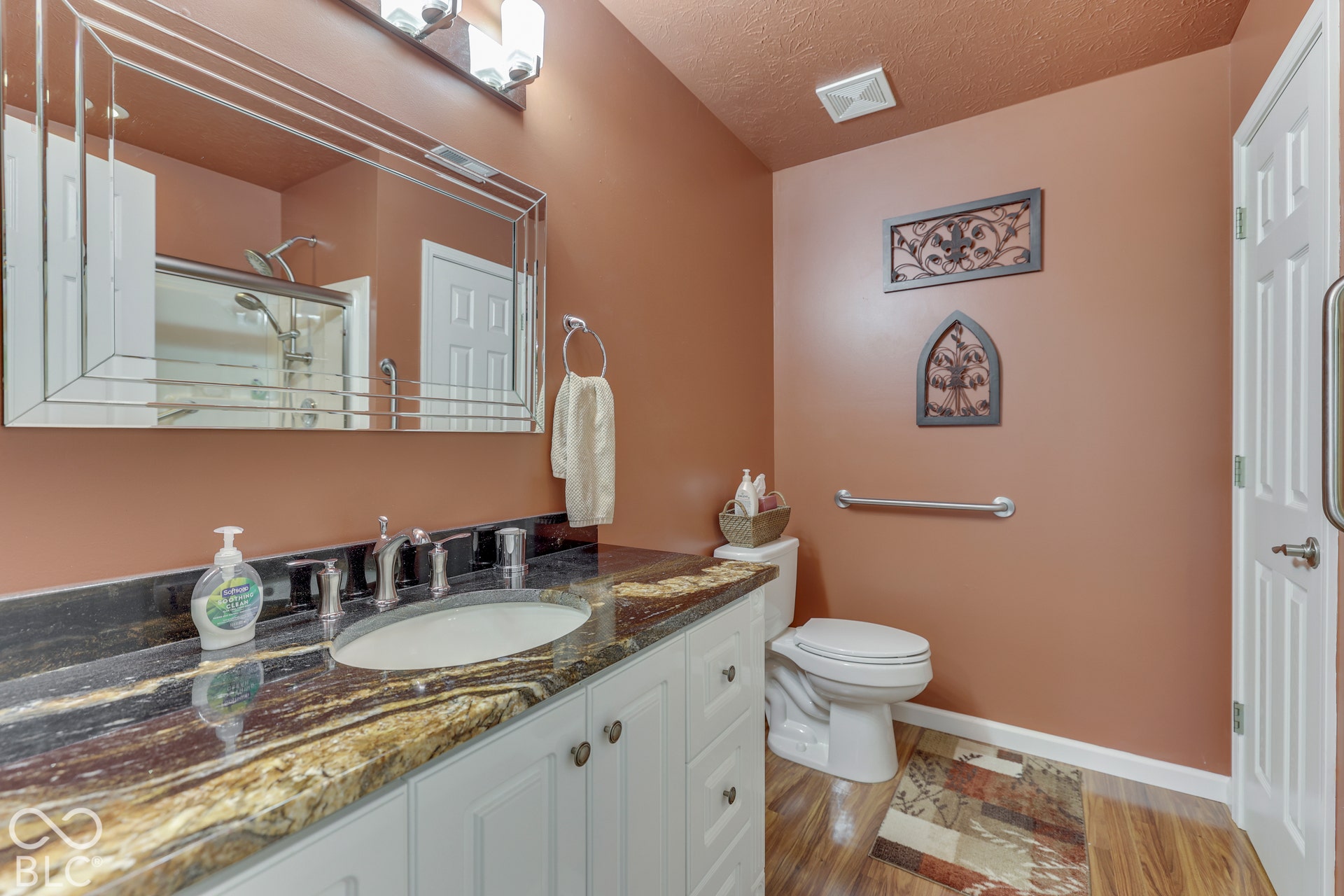1031 Lincoln Park West Drive, Greenwood, IN 46142