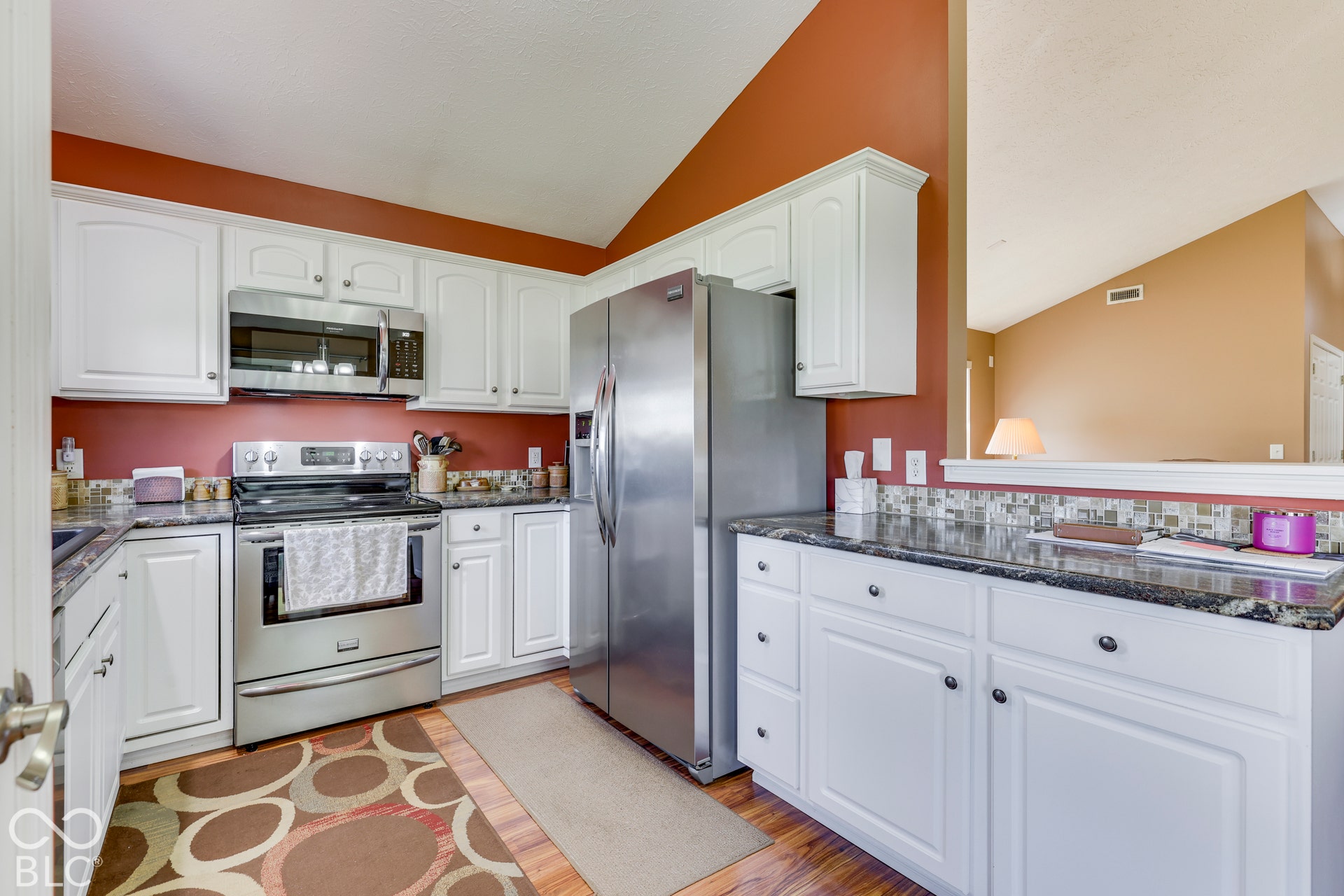 1031 Lincoln Park West Drive, Greenwood, IN 46142