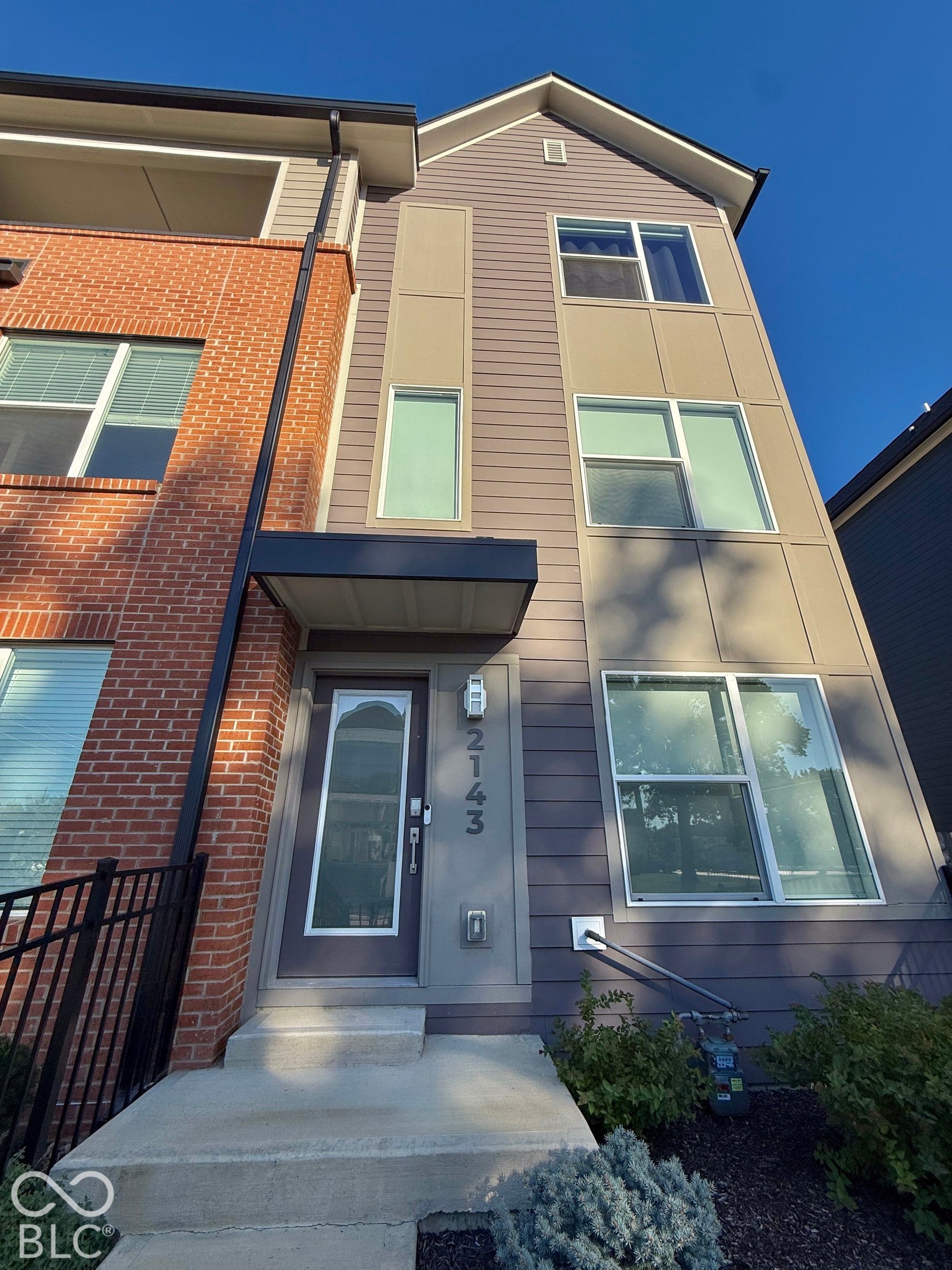 2143 N College Avenue, Indianapolis, IN 46202