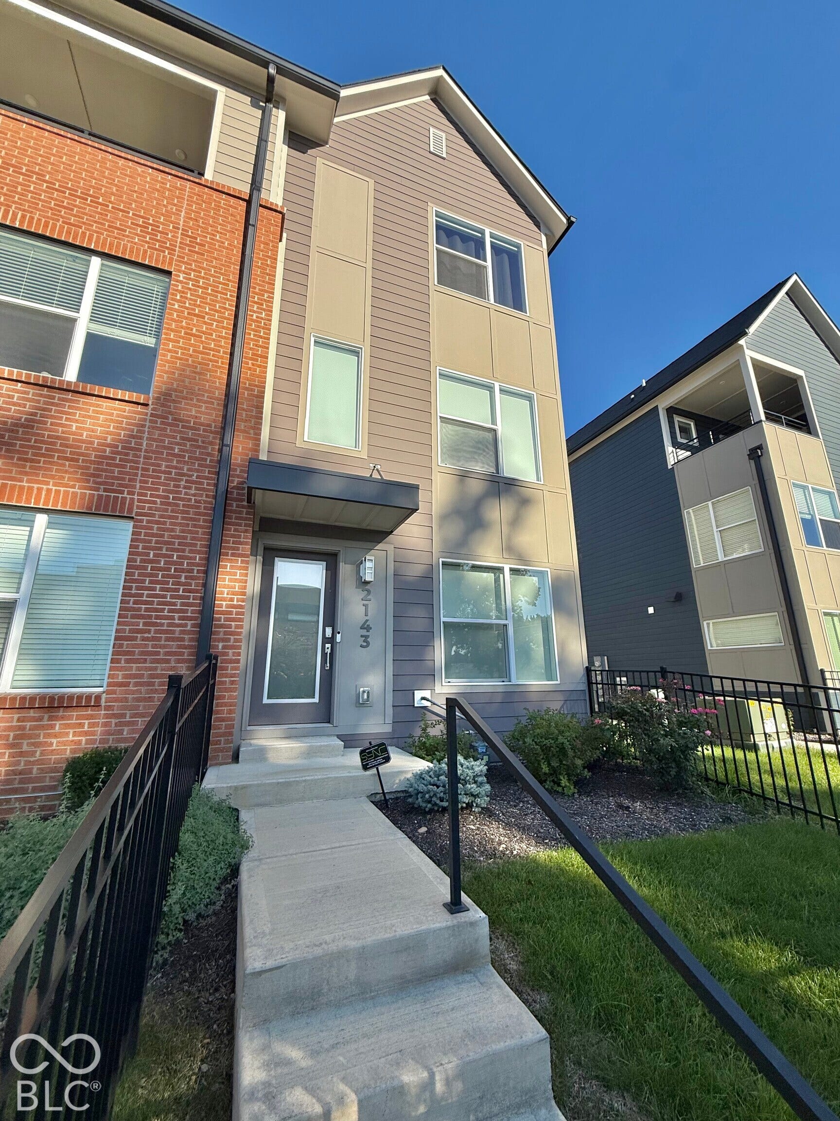 2143 N College Avenue, Indianapolis, IN 46202