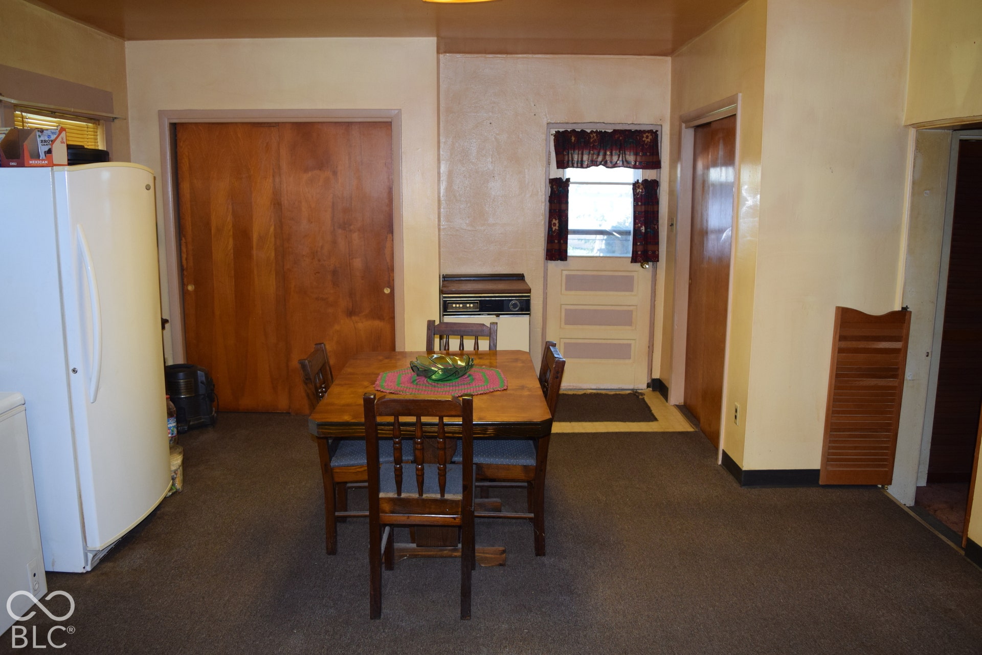 Dining with pantry closet