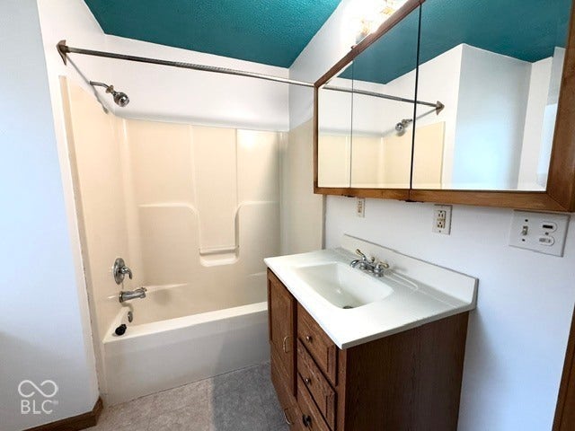 1507 Athens Street, Crawfordsville, IN 47933