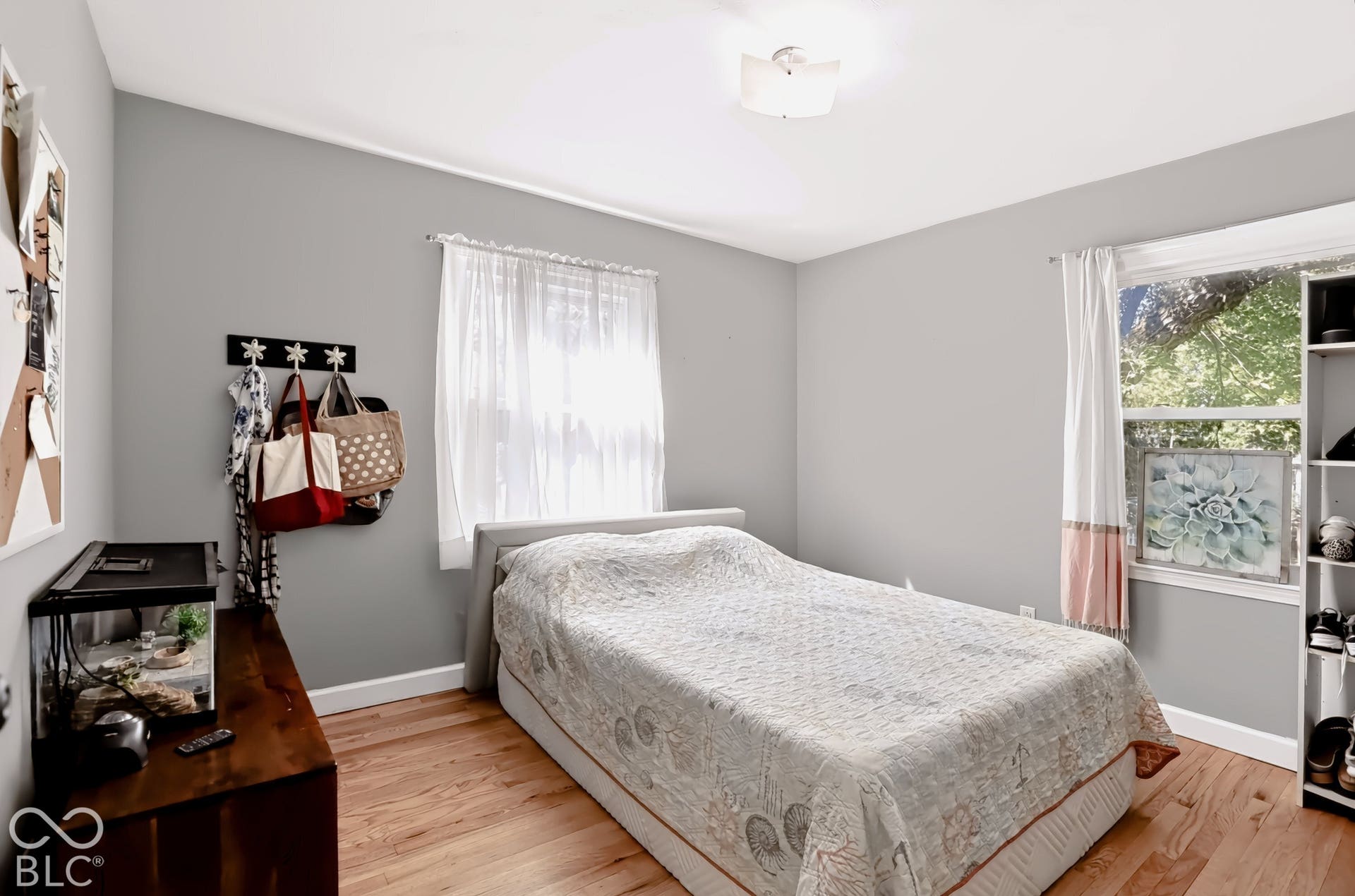 703 Pershing Drive, Anderson, IN 46011 703 Pershing Drive, Anderson, IN 46011