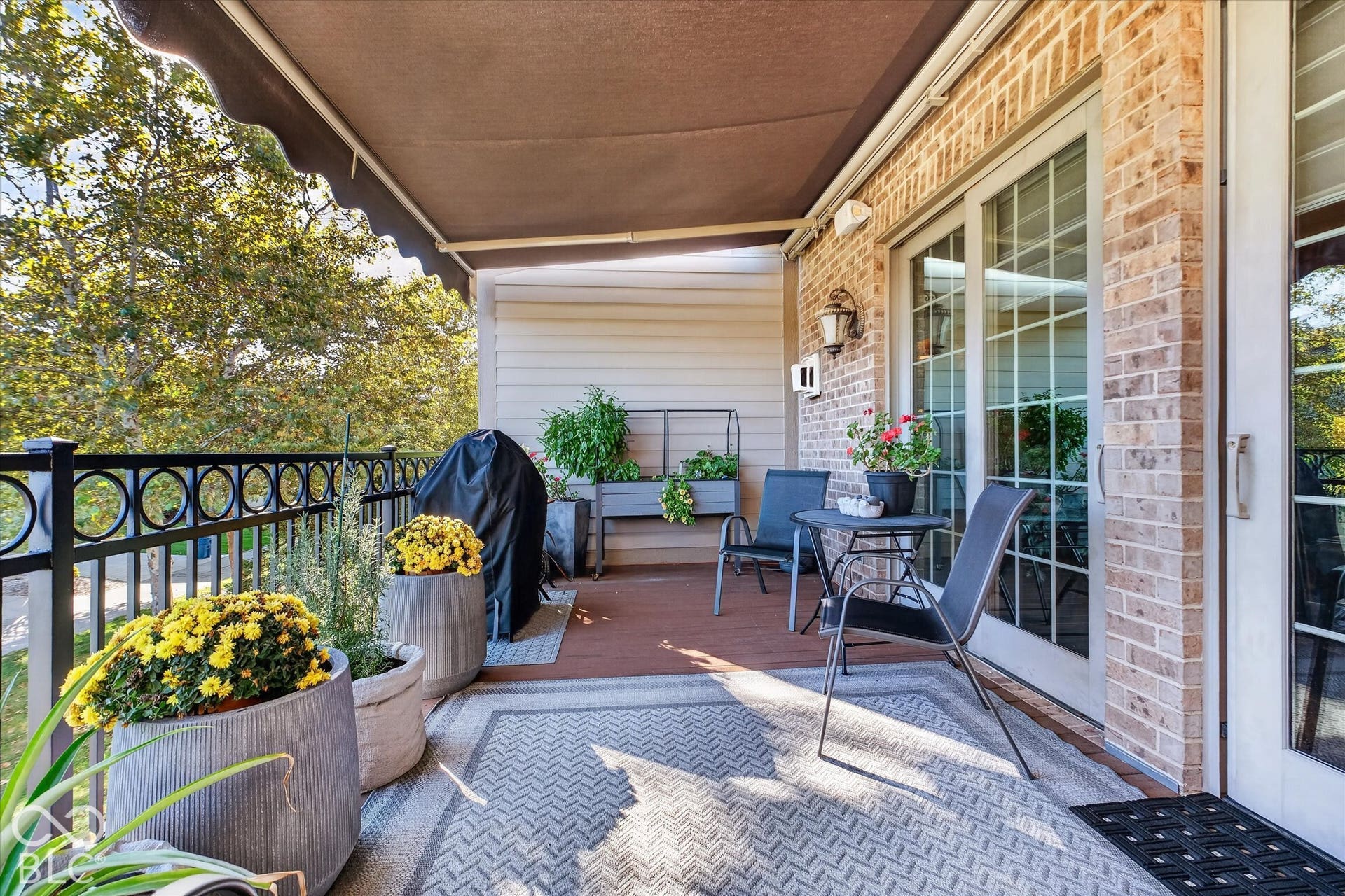 2427 Glebe Street, Carmel, IN 46032 2427 Glebe Street, Carmel, IN 46032