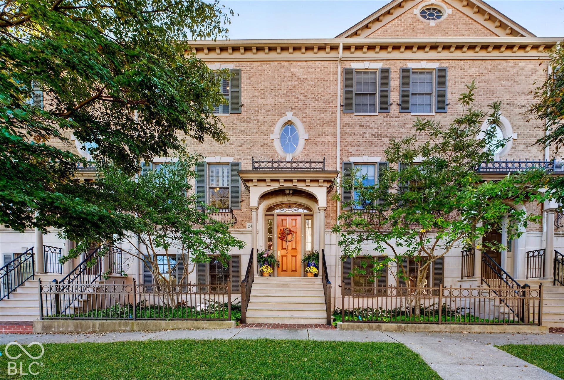 2427 Glebe Street, Carmel, IN 46032 2427 Glebe Street, Carmel, IN 46032