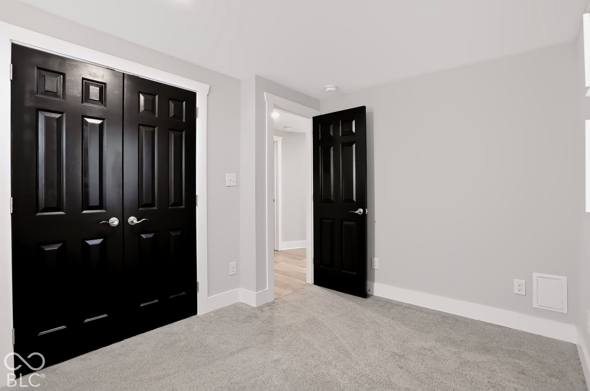 325 S Routiers Avenue, Indianapolis, IN 46219