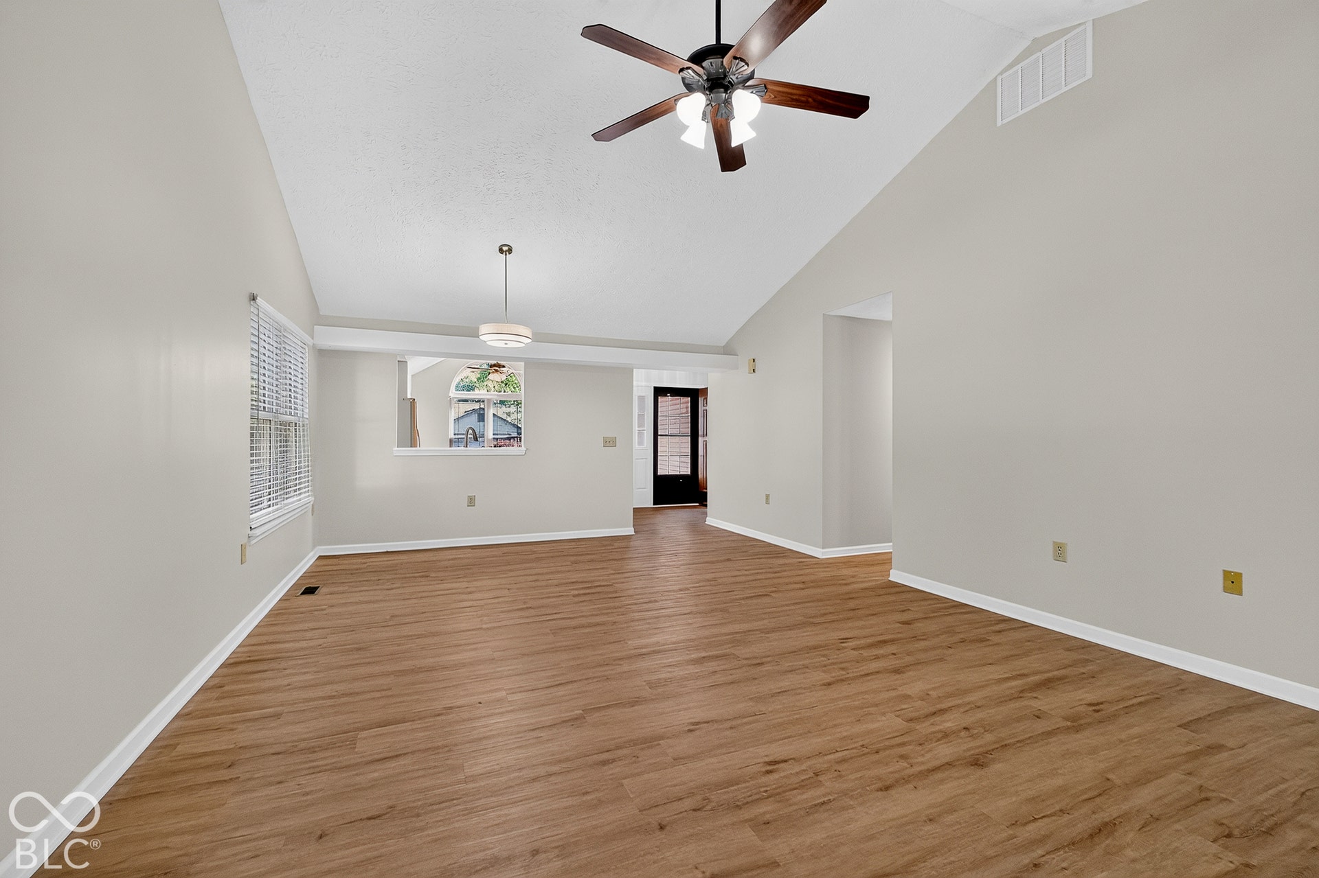 12718 Slippery Rock Road, Indianapolis, IN 46236 Great Room