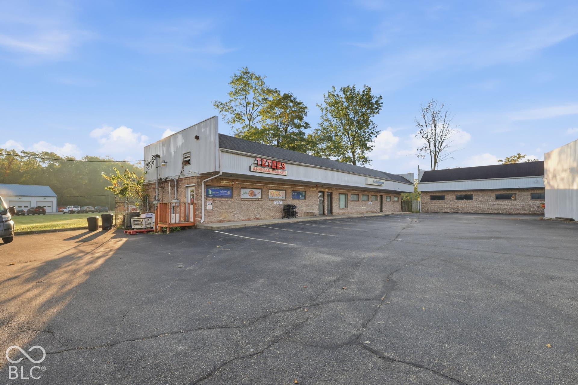 4903 S High School, Indianapolis, IN 46221