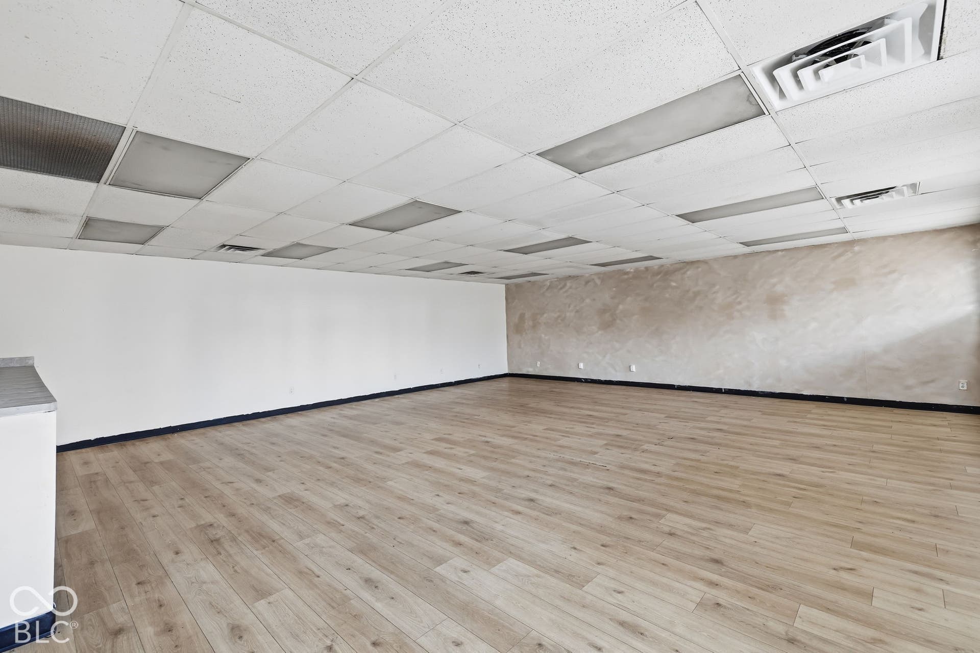4903 S High School, Indianapolis, IN 46221