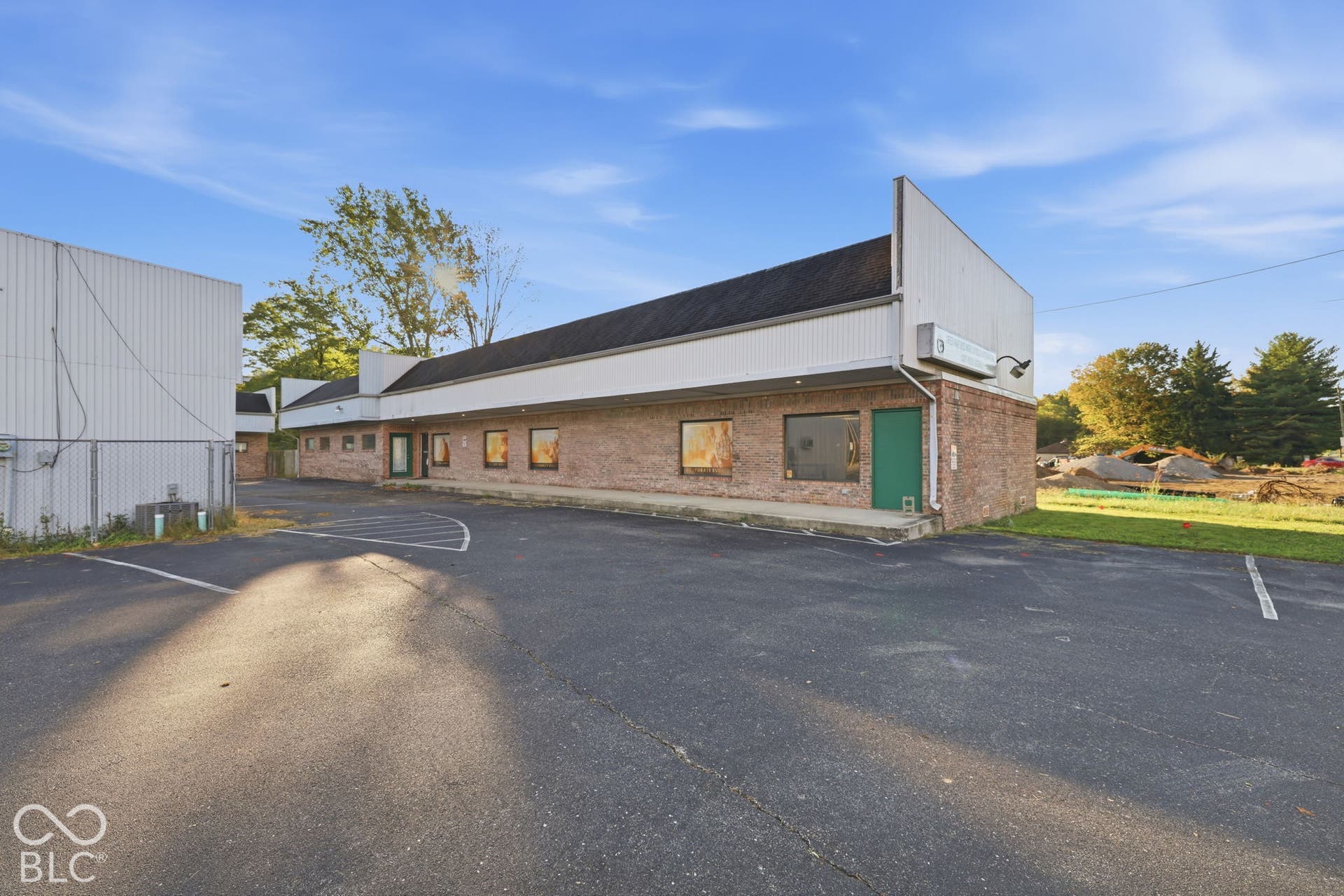 4903 S High School, Indianapolis, IN 46221