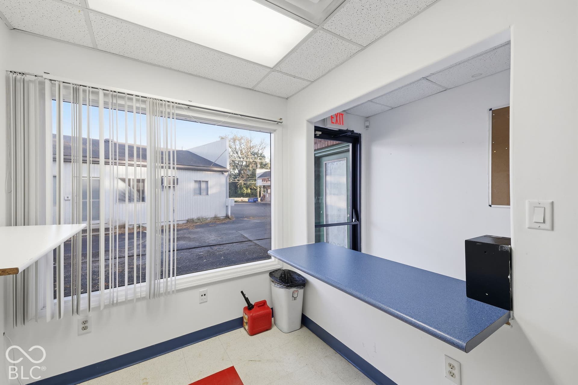 4903 S High School, Indianapolis, IN 46221