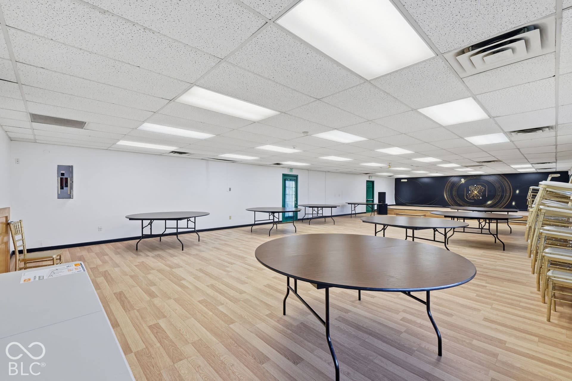 4903 S High School, Indianapolis, IN 46221