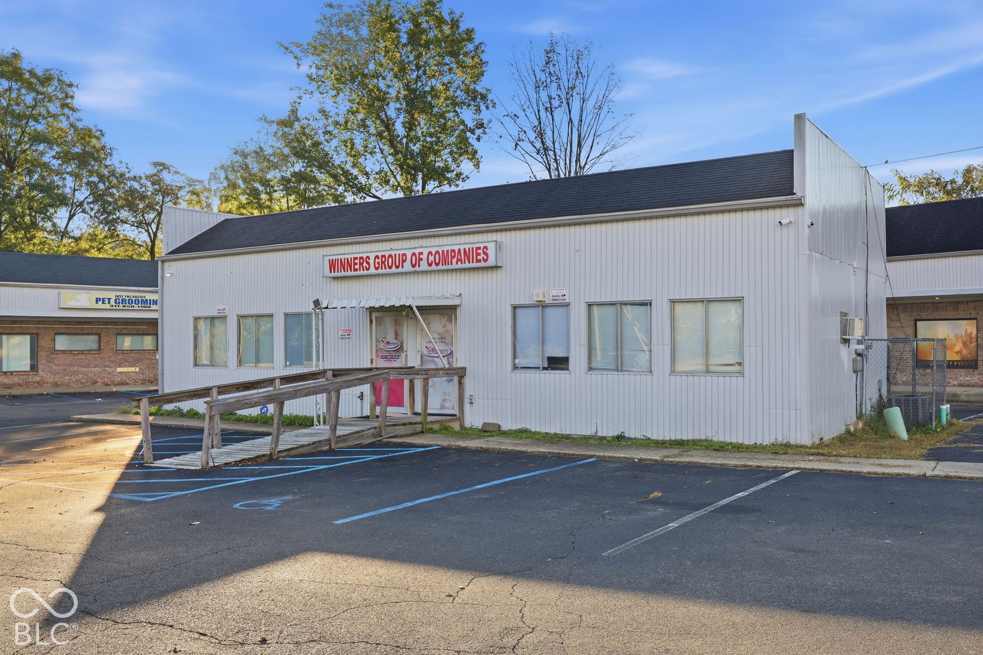 4903 S High School, Indianapolis, IN 46221