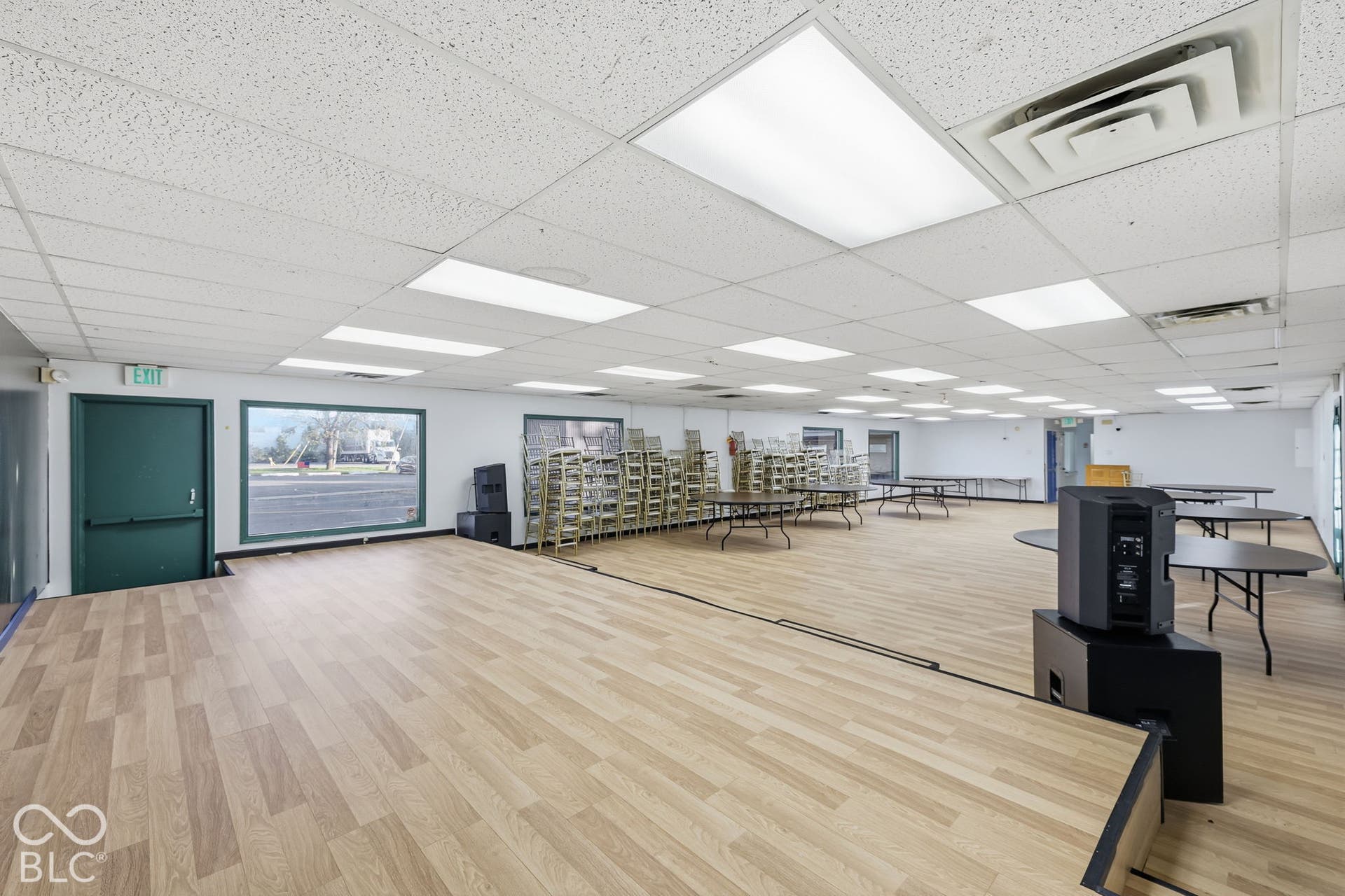 4903 S High School, Indianapolis, IN 46221