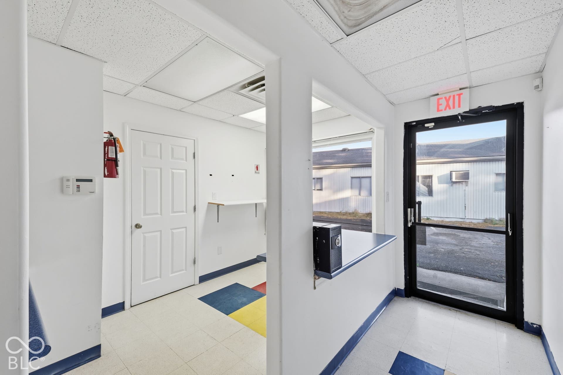 4903 S High School, Indianapolis, IN 46221