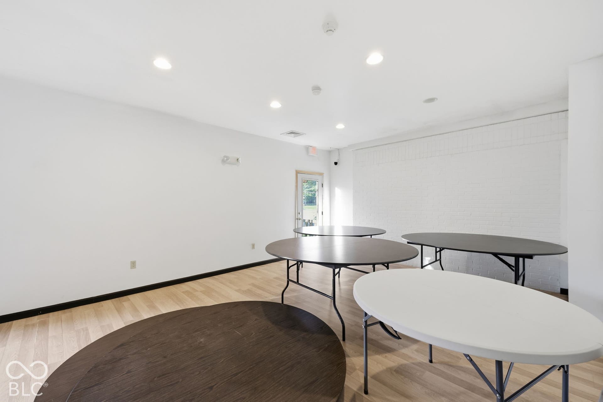 4903 S High School, Indianapolis, IN 46221