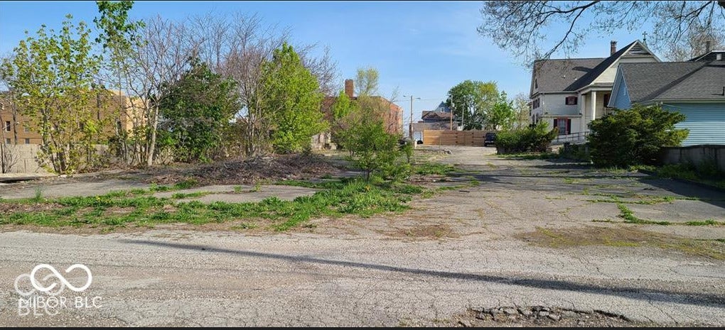 0 Twelfth East, Anderson, IN 46016