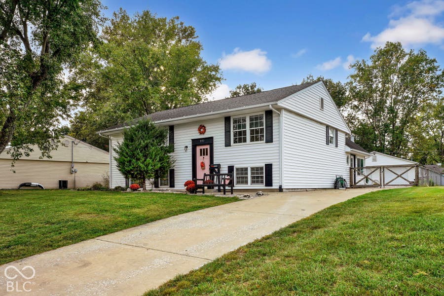 Property photo for 1950 Jolinda Drive, Columbus, IN