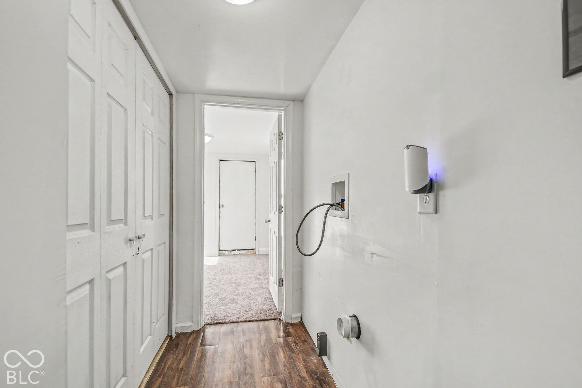 HALL LAUNDRY CONNECTIONS