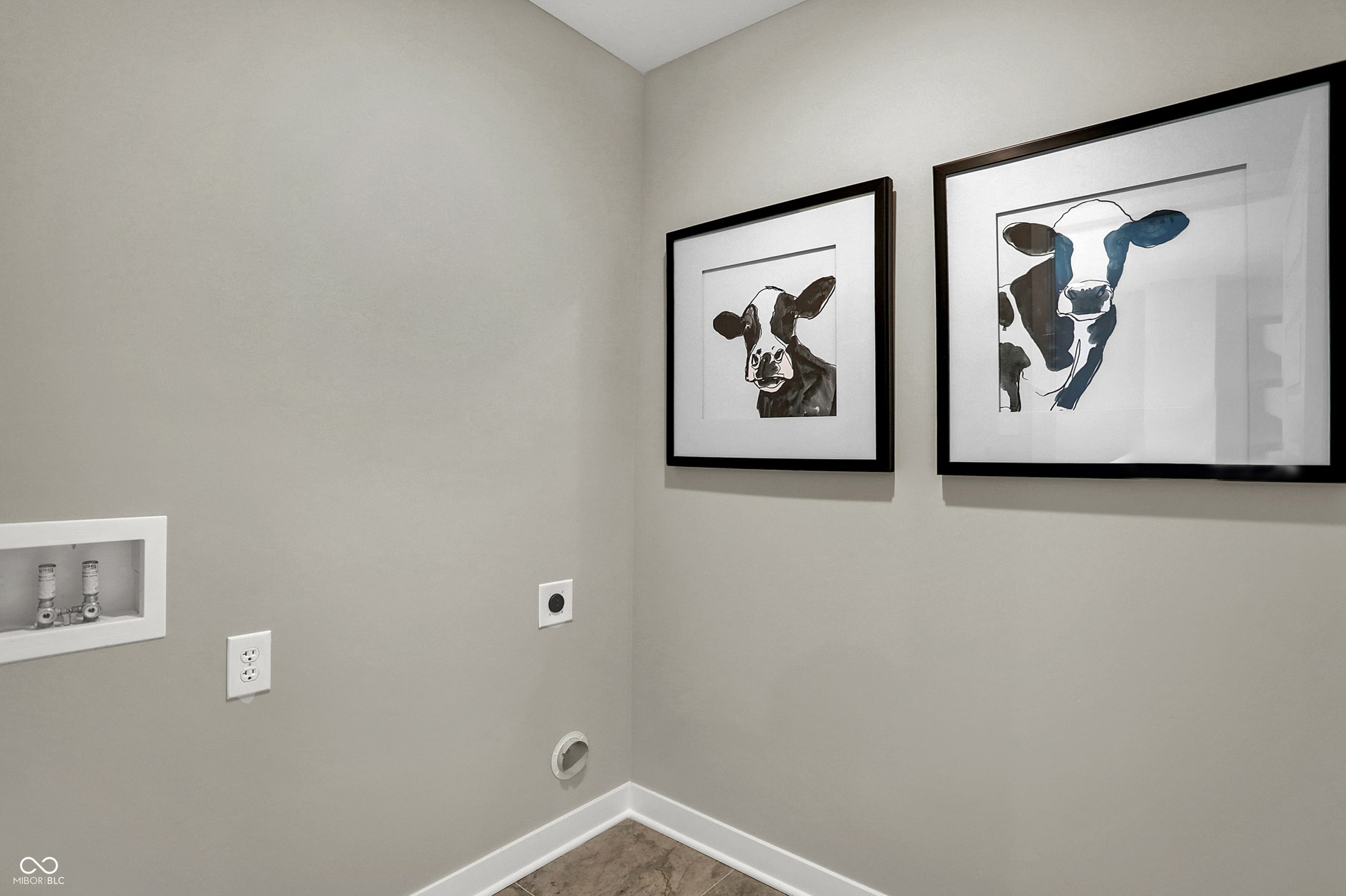 3133 Sugar Grove Drive, Whitestown, IN 46075 3133 Sugar Grove Drive, Whitestown, IN 46075