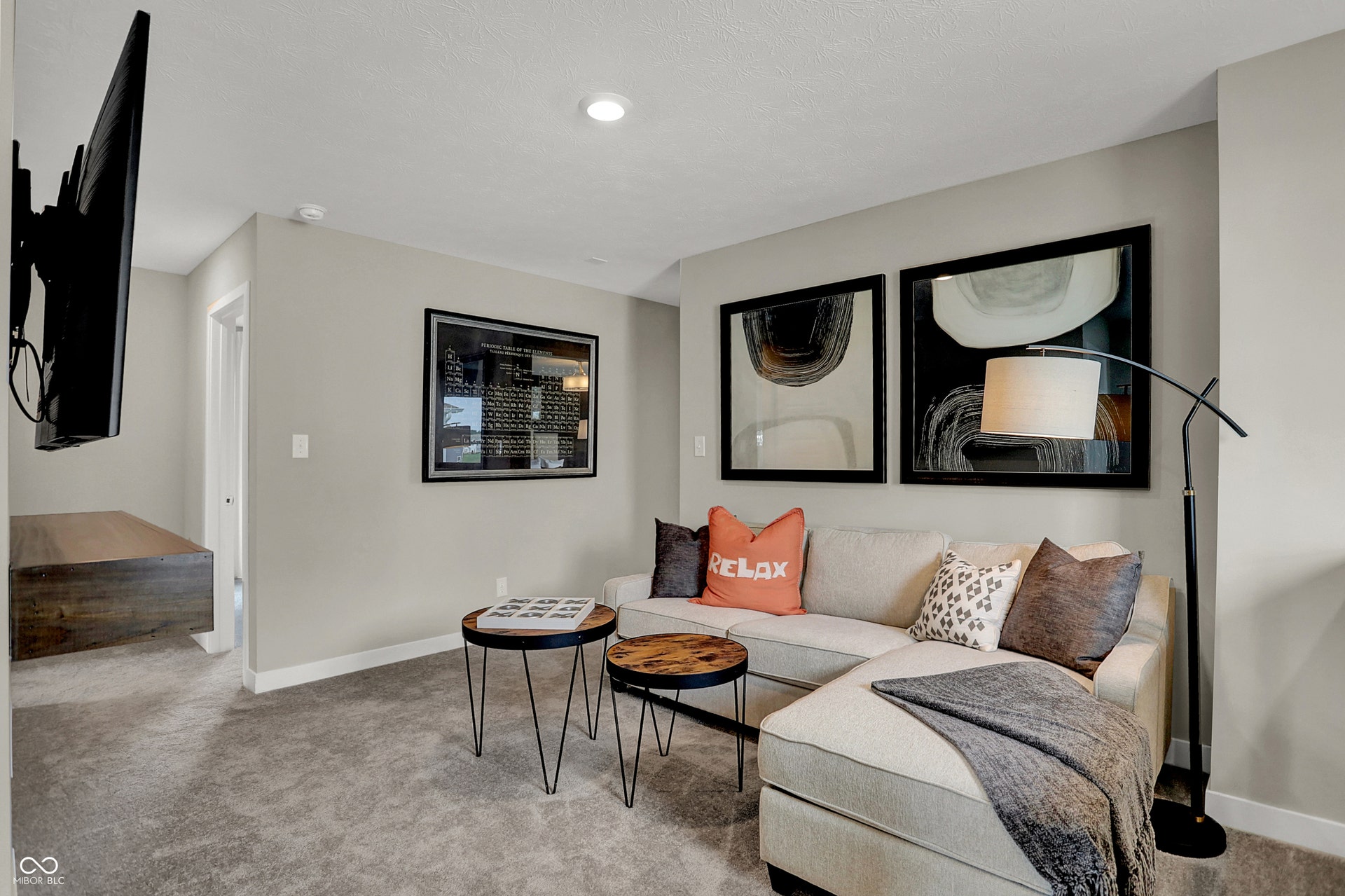 3133 Sugar Grove Drive, Whitestown, IN 46075 3133 Sugar Grove Drive, Whitestown, IN 46075
