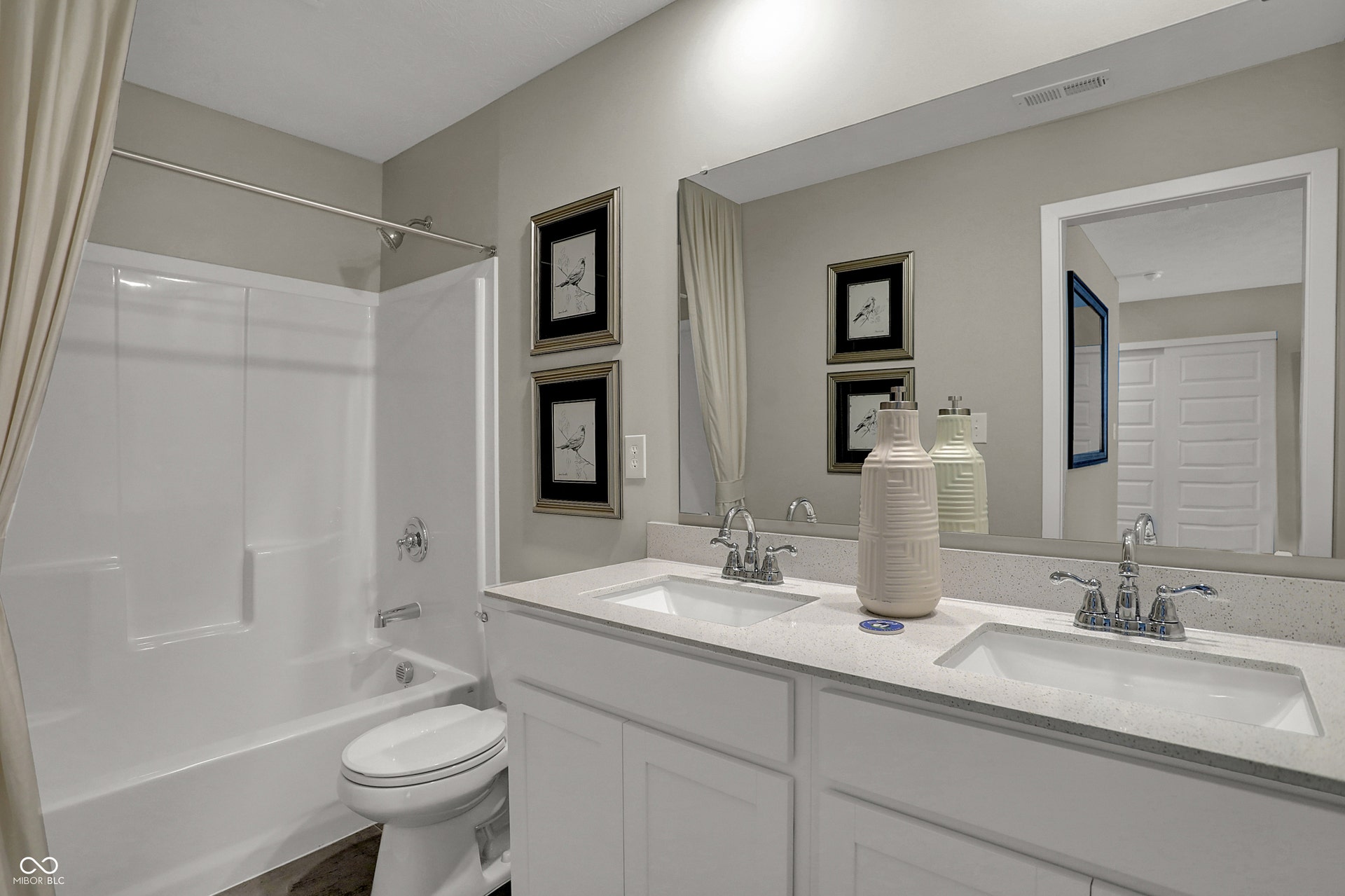 3133 Sugar Grove Drive, Whitestown, IN 46075 3133 Sugar Grove Drive, Whitestown, IN 46075