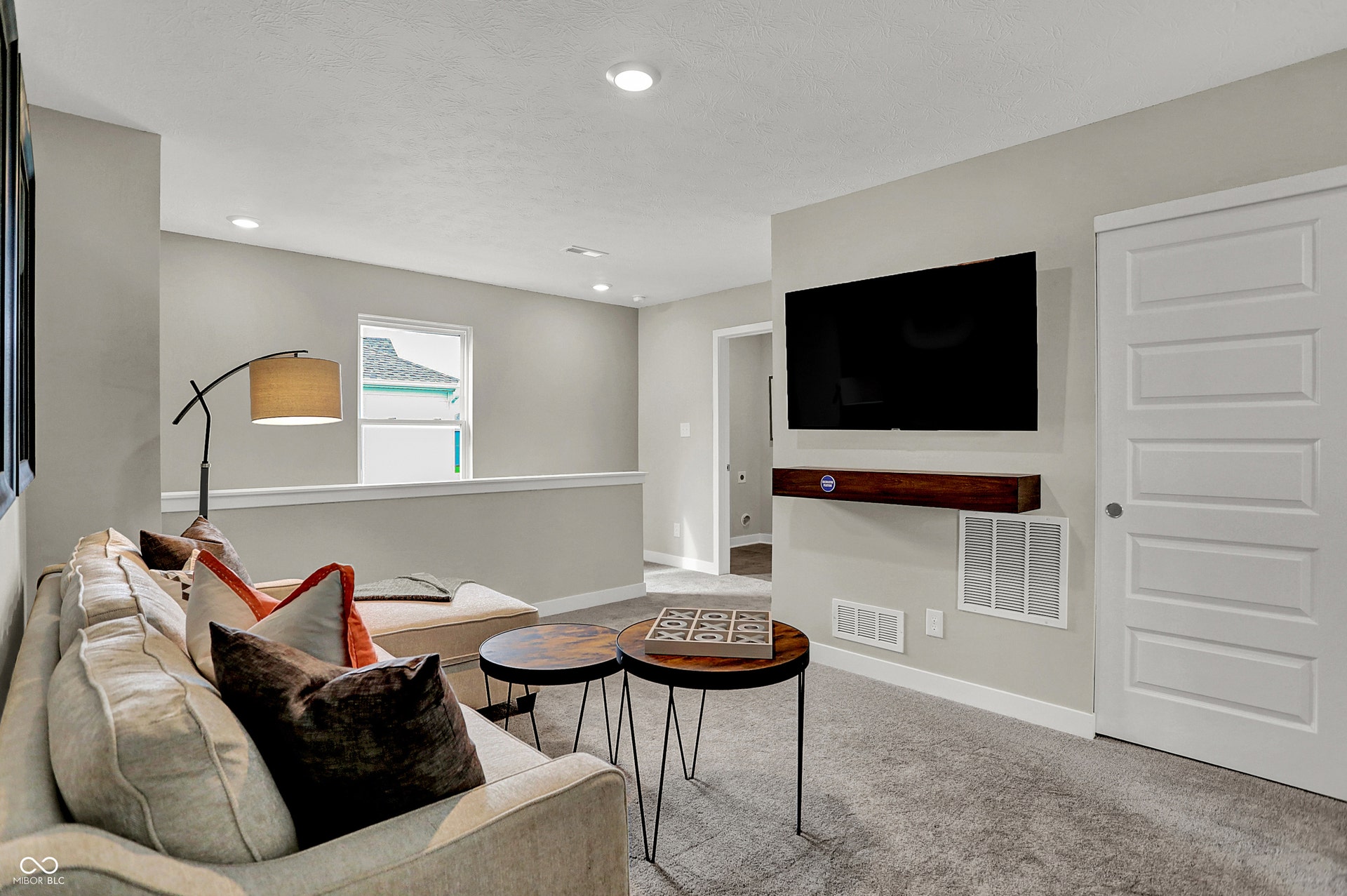 3133 Sugar Grove Drive, Whitestown, IN 46075 3133 Sugar Grove Drive, Whitestown, IN 46075