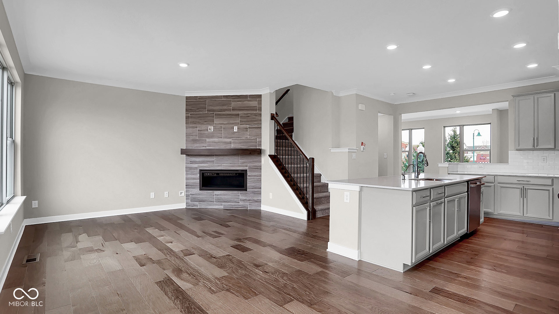 19711 Chatham Grove Drive, Westfield, IN 46074 19711 Chatham Grove Drive, Westfield, IN 46074