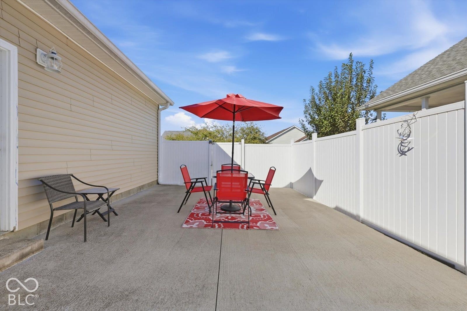 2020 Pin Oak Court, Shelbyville, IN 46176