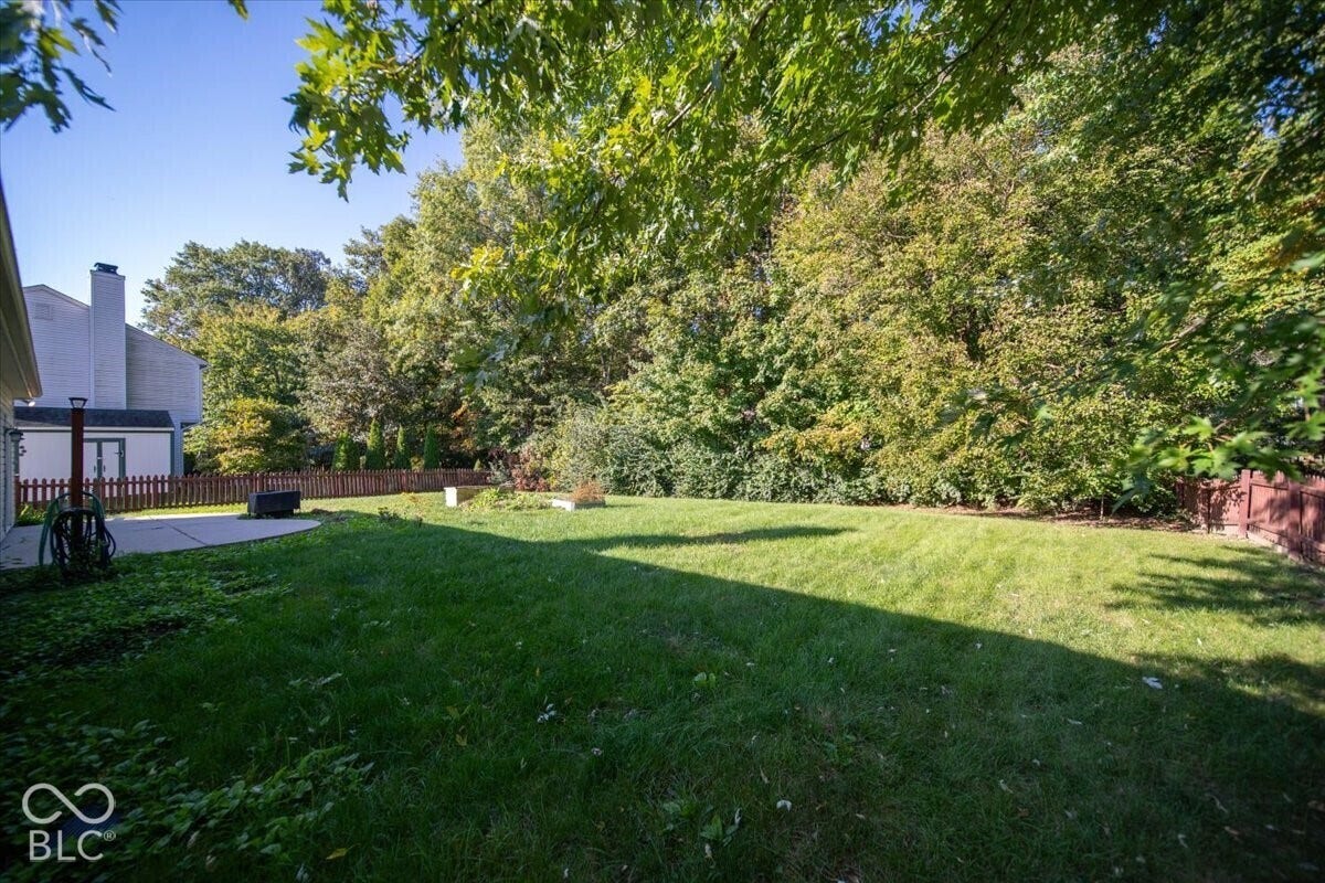1142 Crestwood Drive, Greenwood, IN 46143