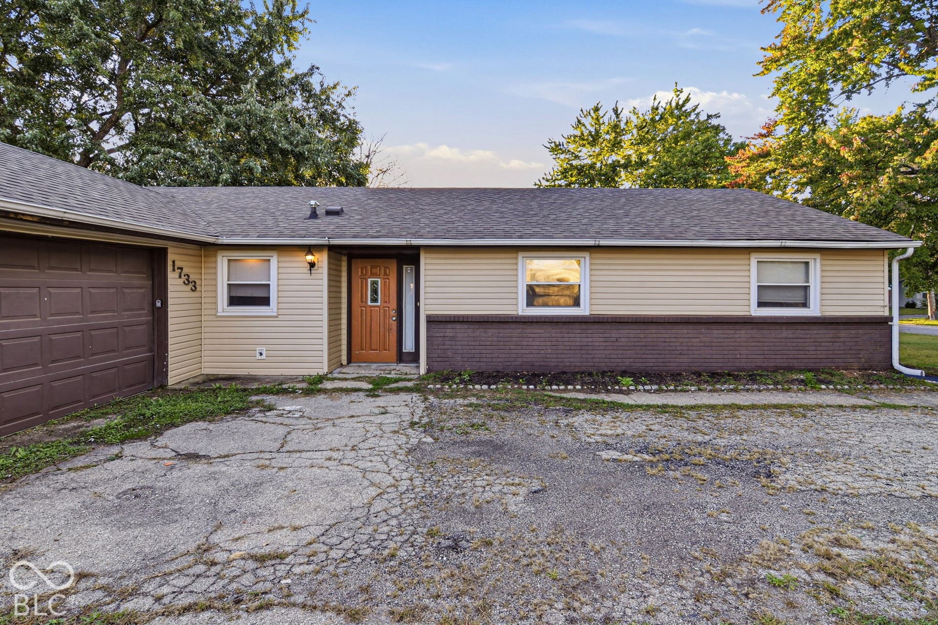 1733 Alimingo Drive, Indianapolis, IN 46260