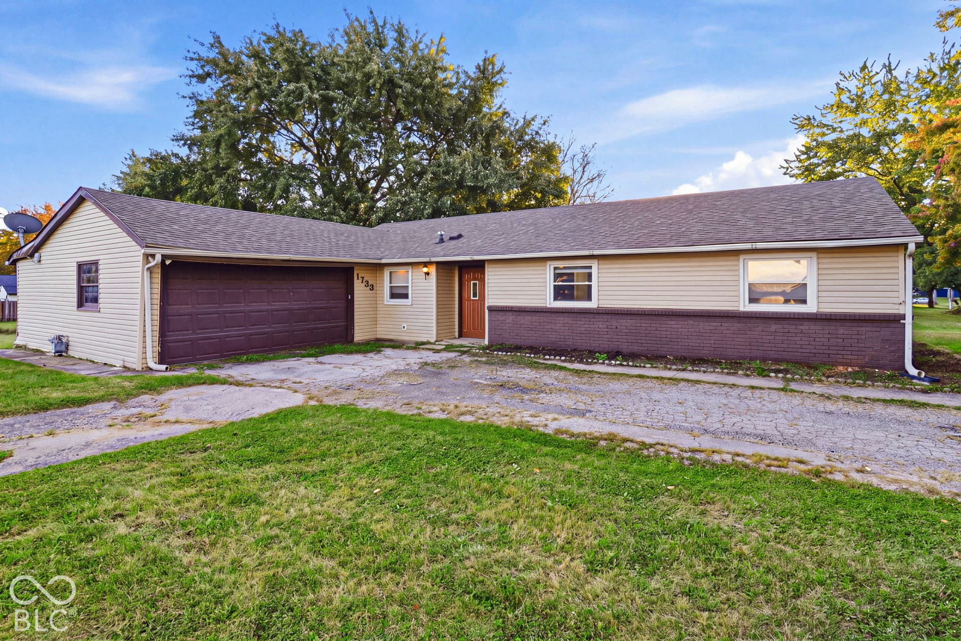 1733 Alimingo Drive, Indianapolis, IN 46260