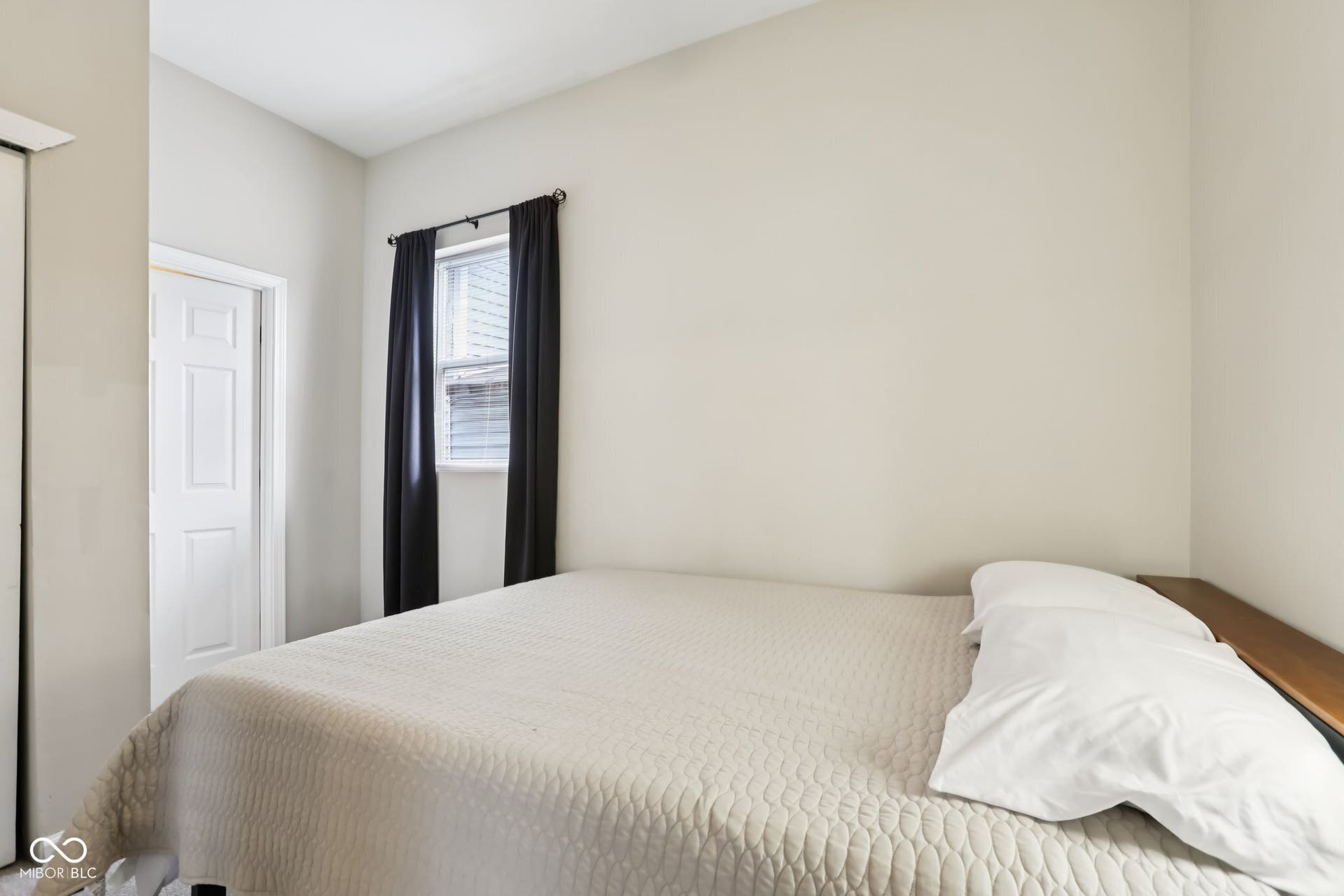 729 E Morris Street, Indianapolis, IN 46203 view of bedroom