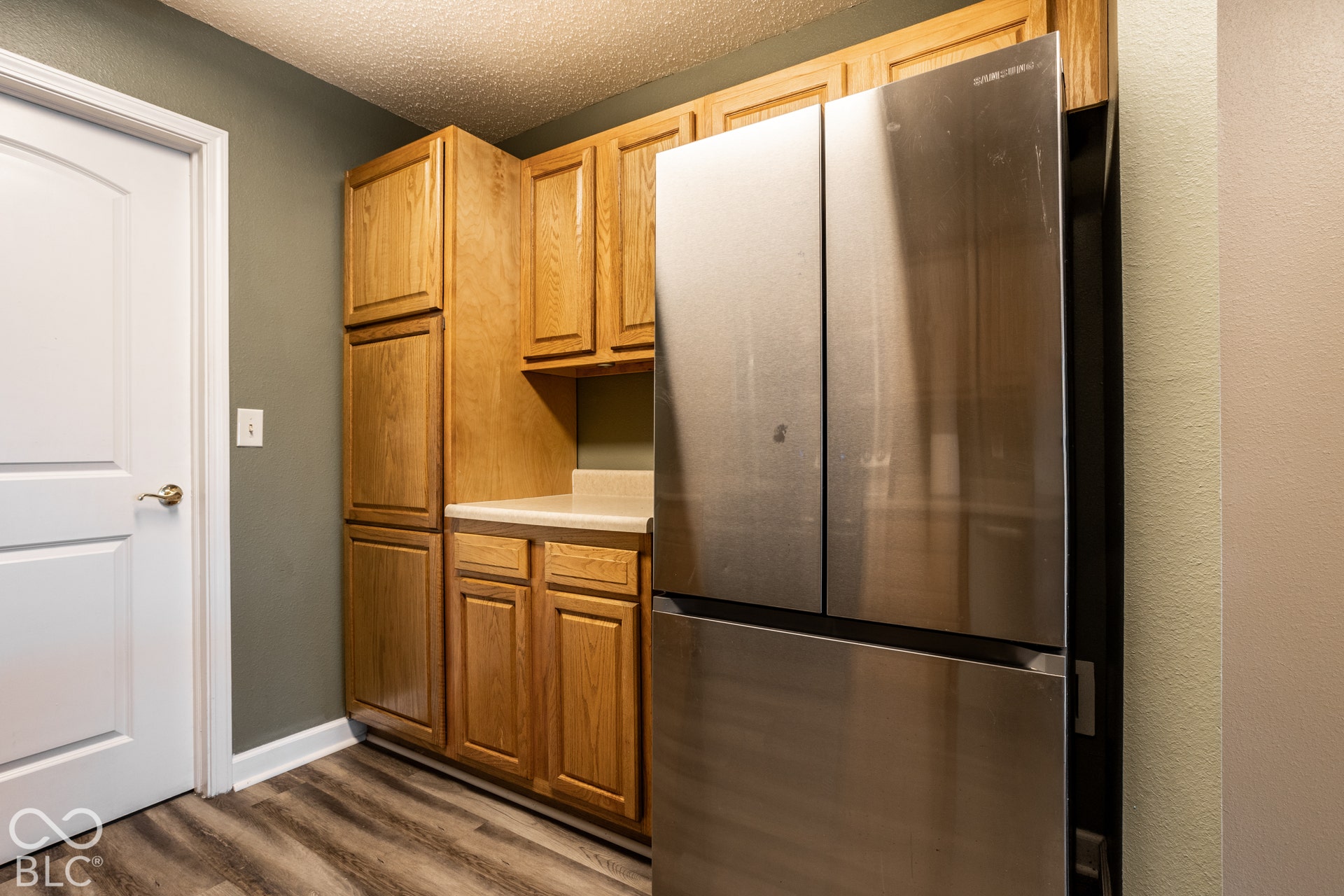 6146 Loggia Drive, Indianapolis, IN 46237